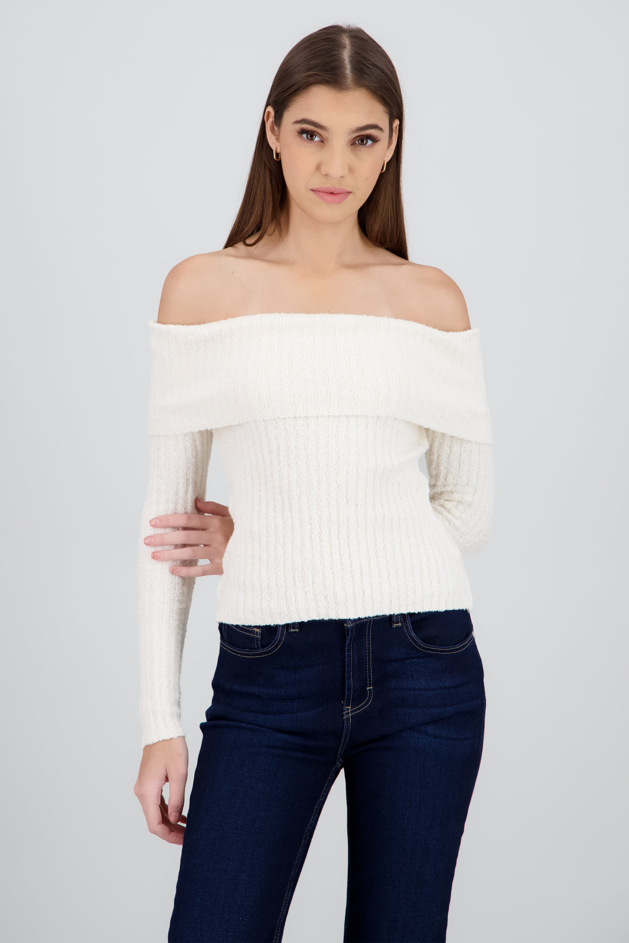 Sueter rib tejido son hombros CREMA