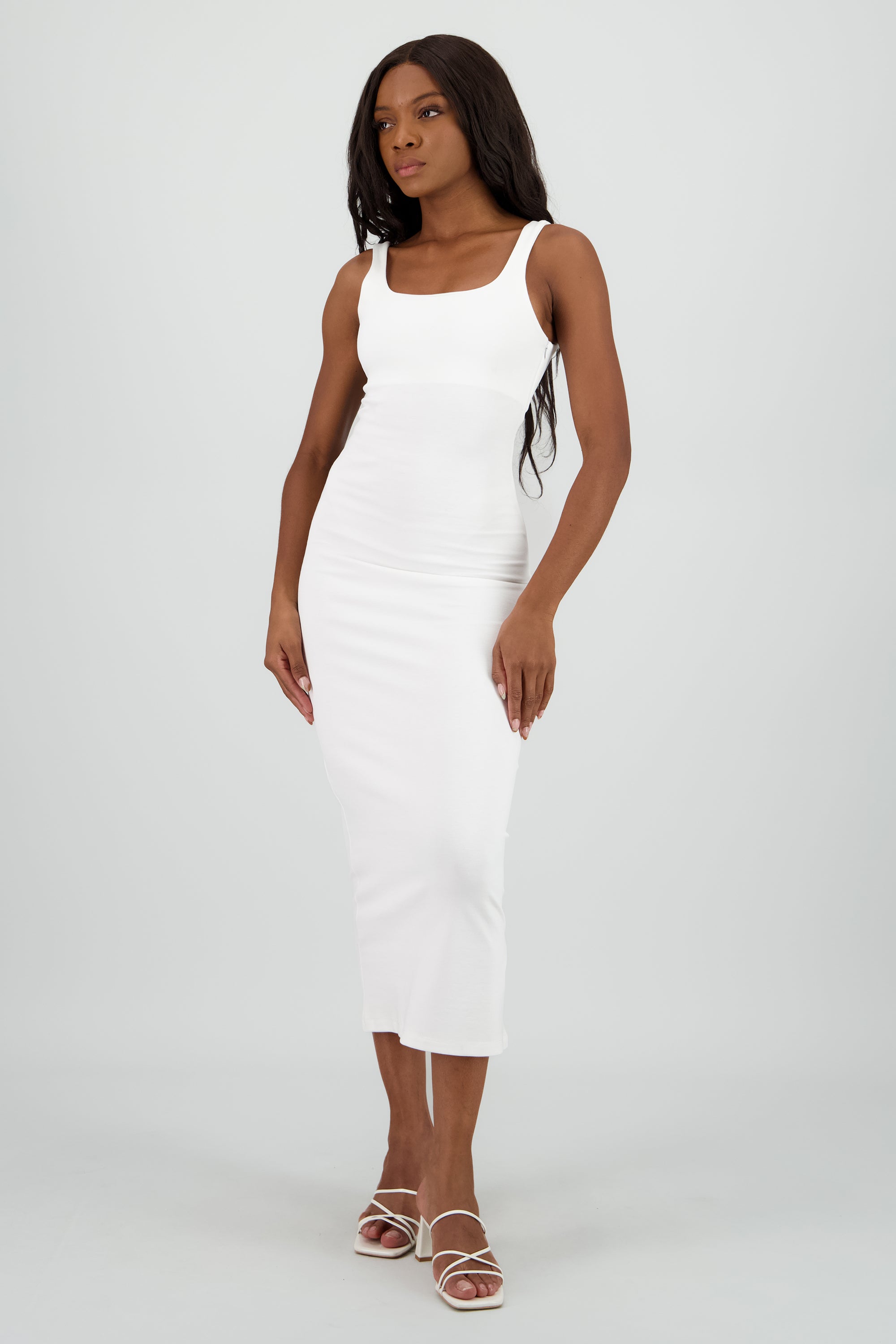 Vestido maxi entallado escote cuadrado BLANCO