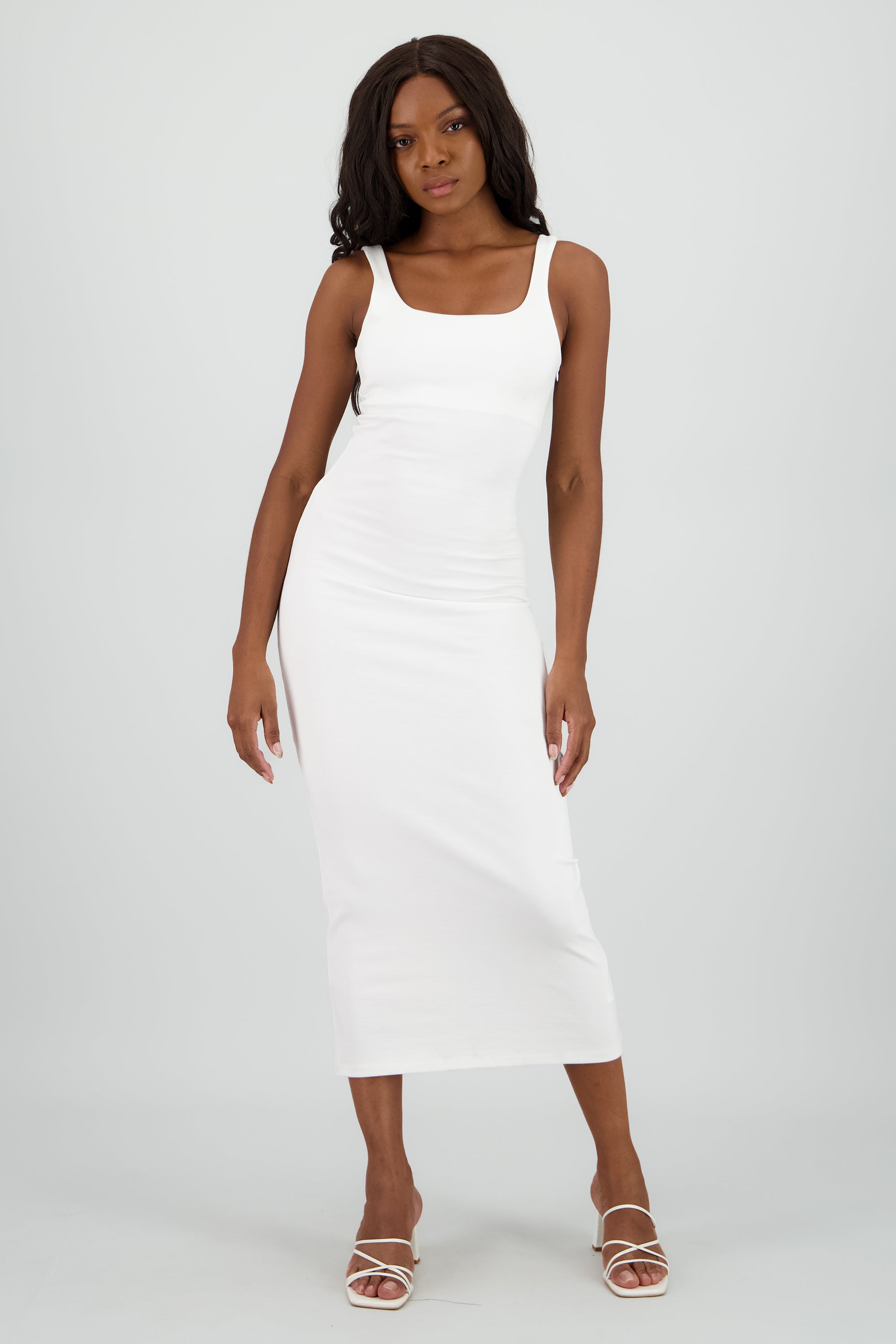 Vestido maxi entallado escote cuadrado BLANCO