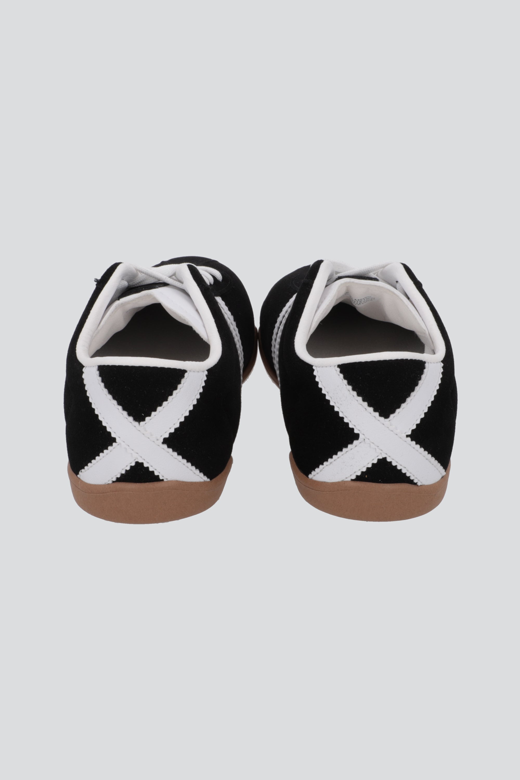 Tenis casual dos lineas gamuza NEGRO