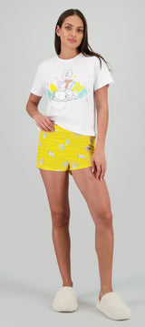 YELLOW