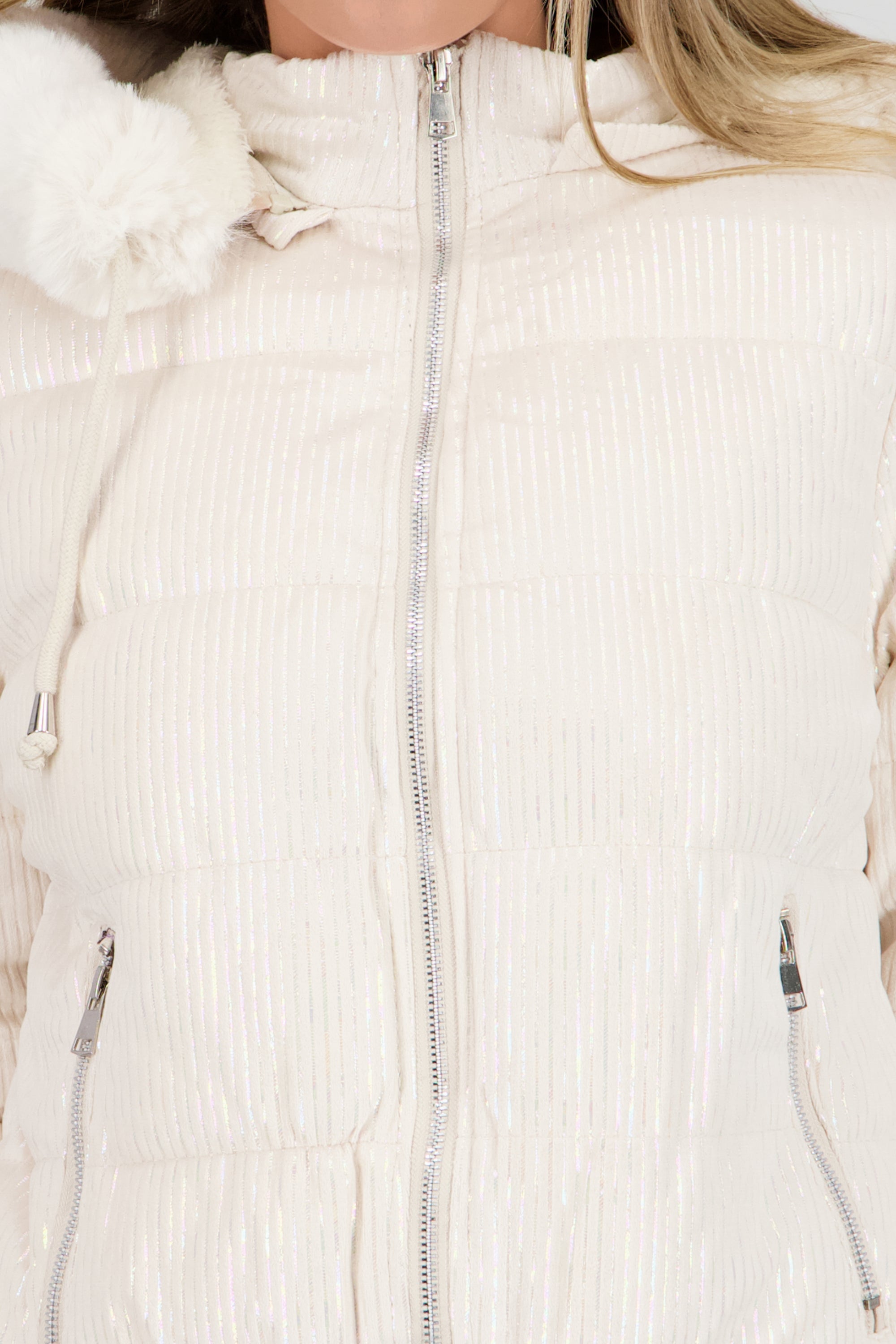 Chamarra puffer gorro con peluche HUESO