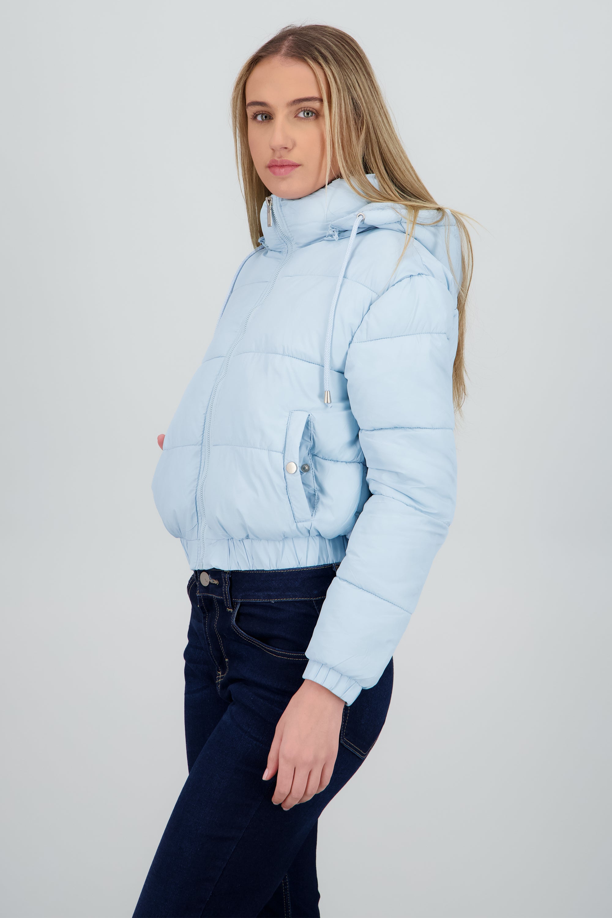 Chamarra puffer con gorro y bolsas AZUL