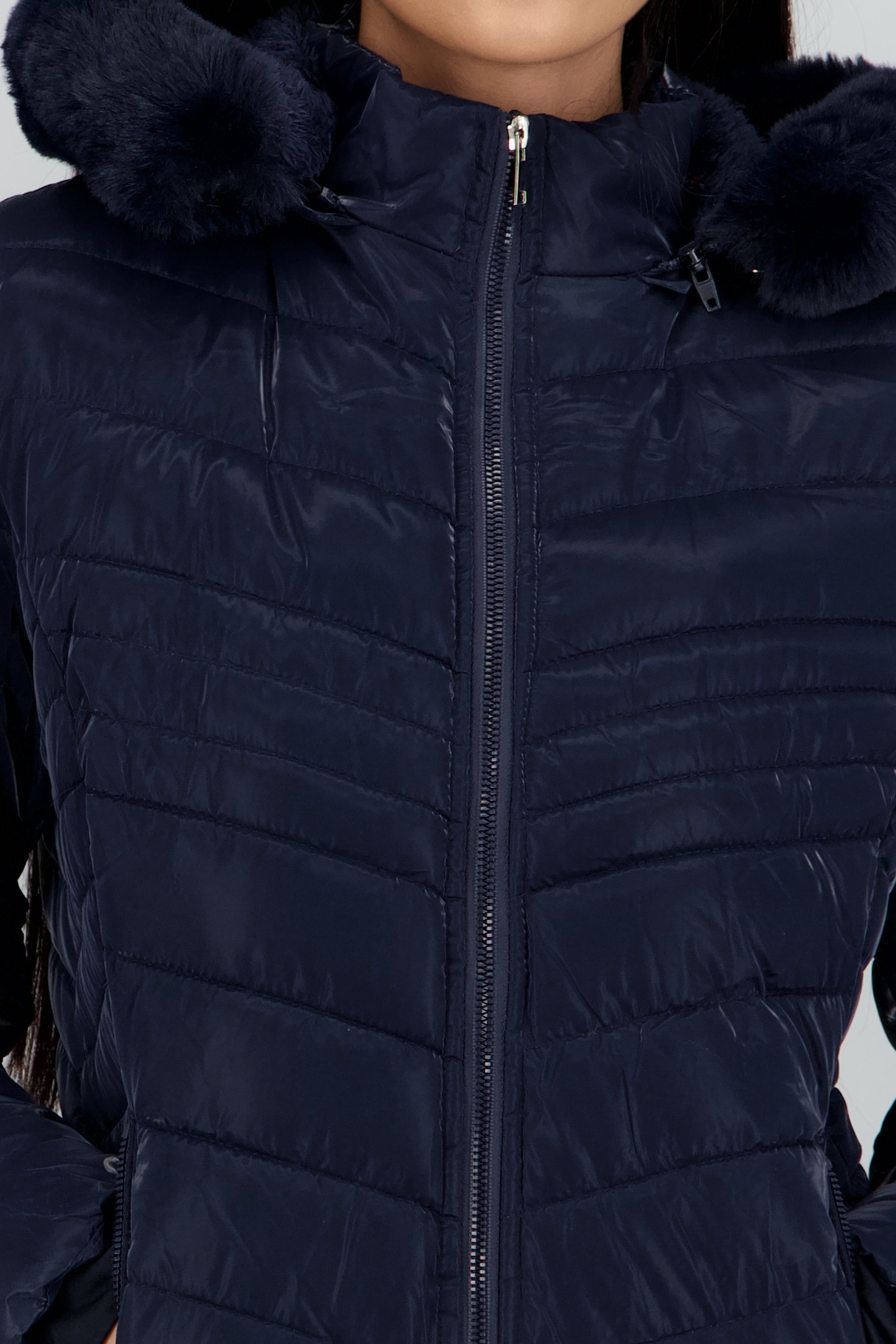 Chamarra capitonada det peluche con cierre MARINO