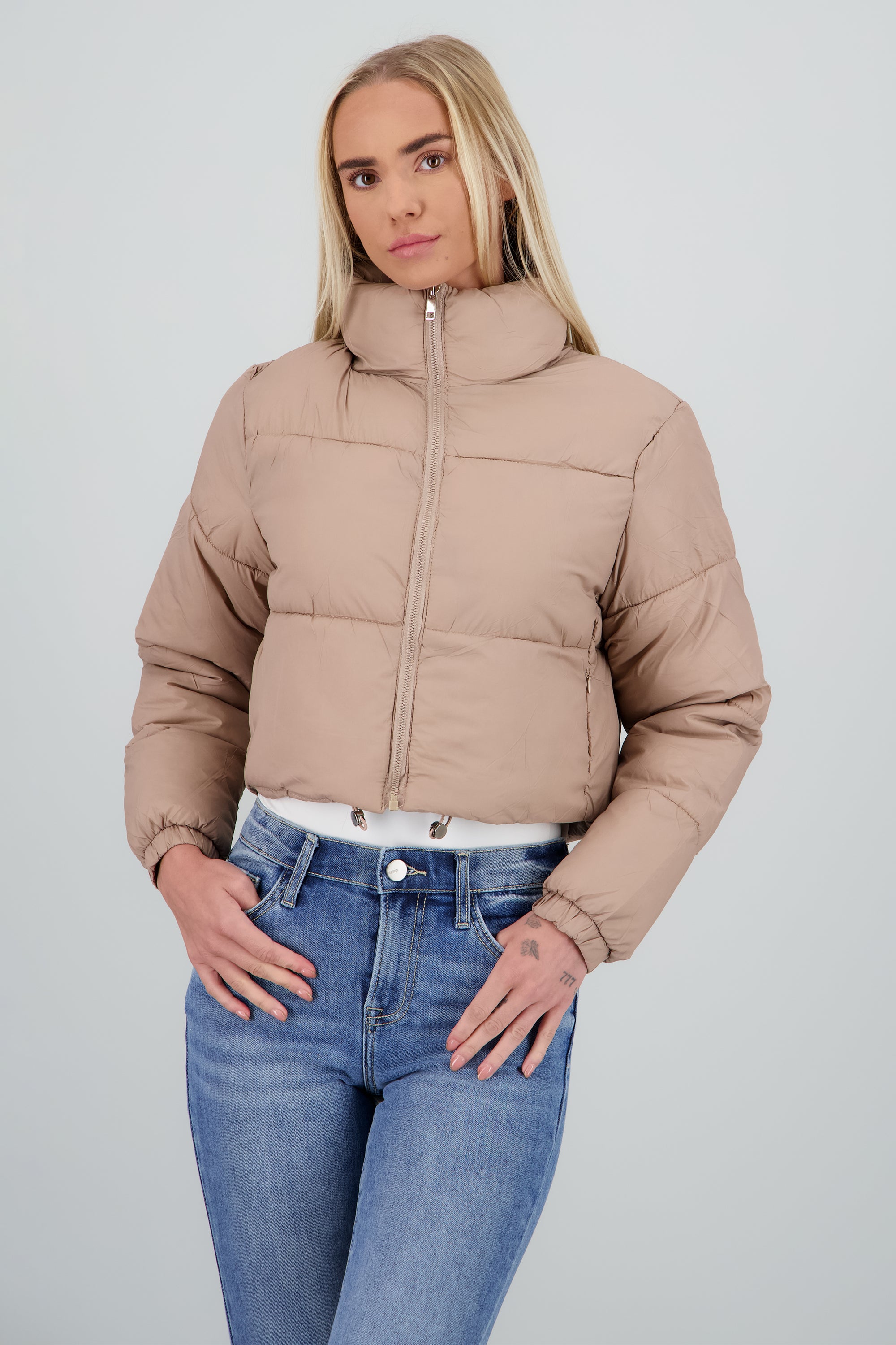 Chamarra puffer crop TAUPE