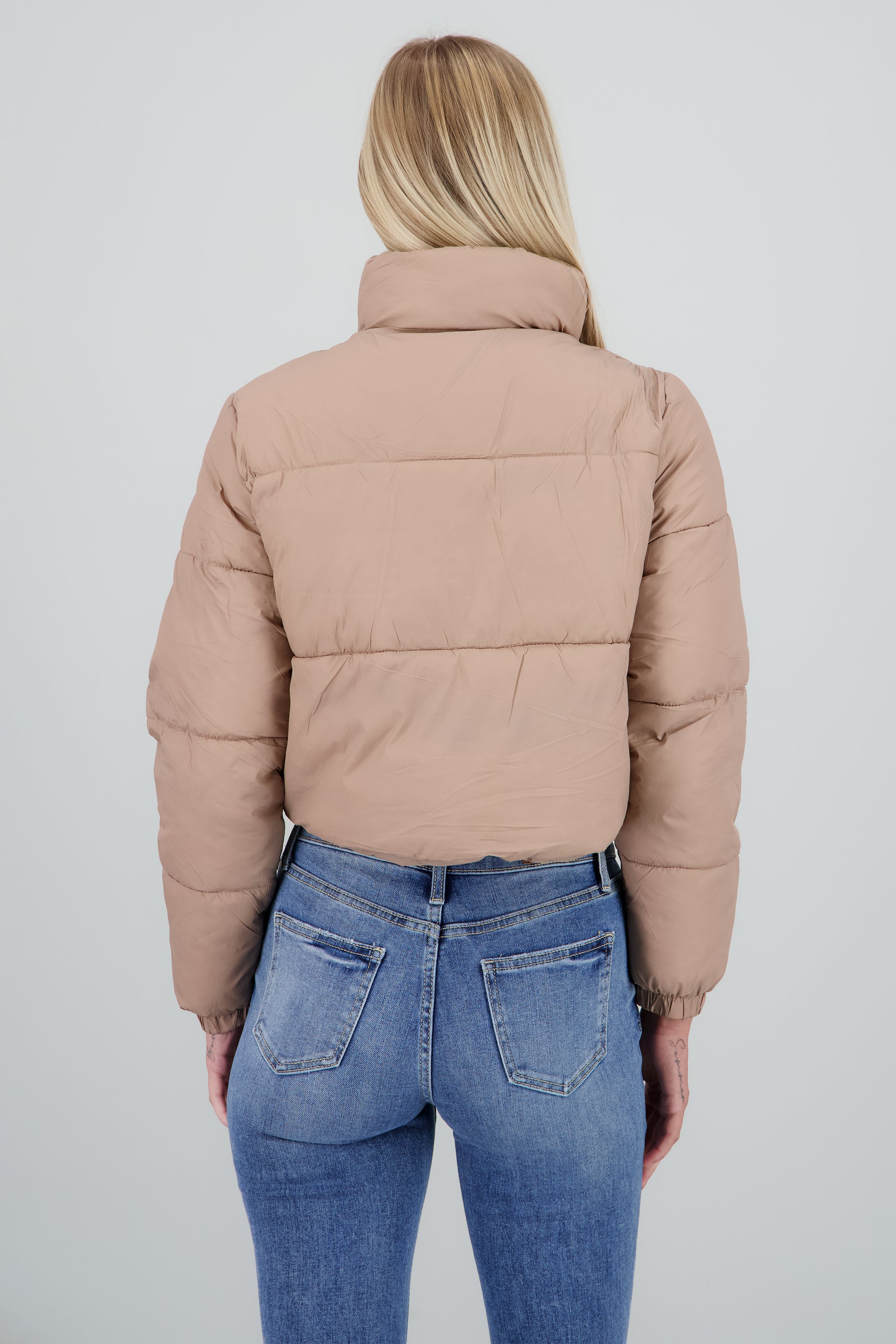 Chamarra puffer crop TAUPE