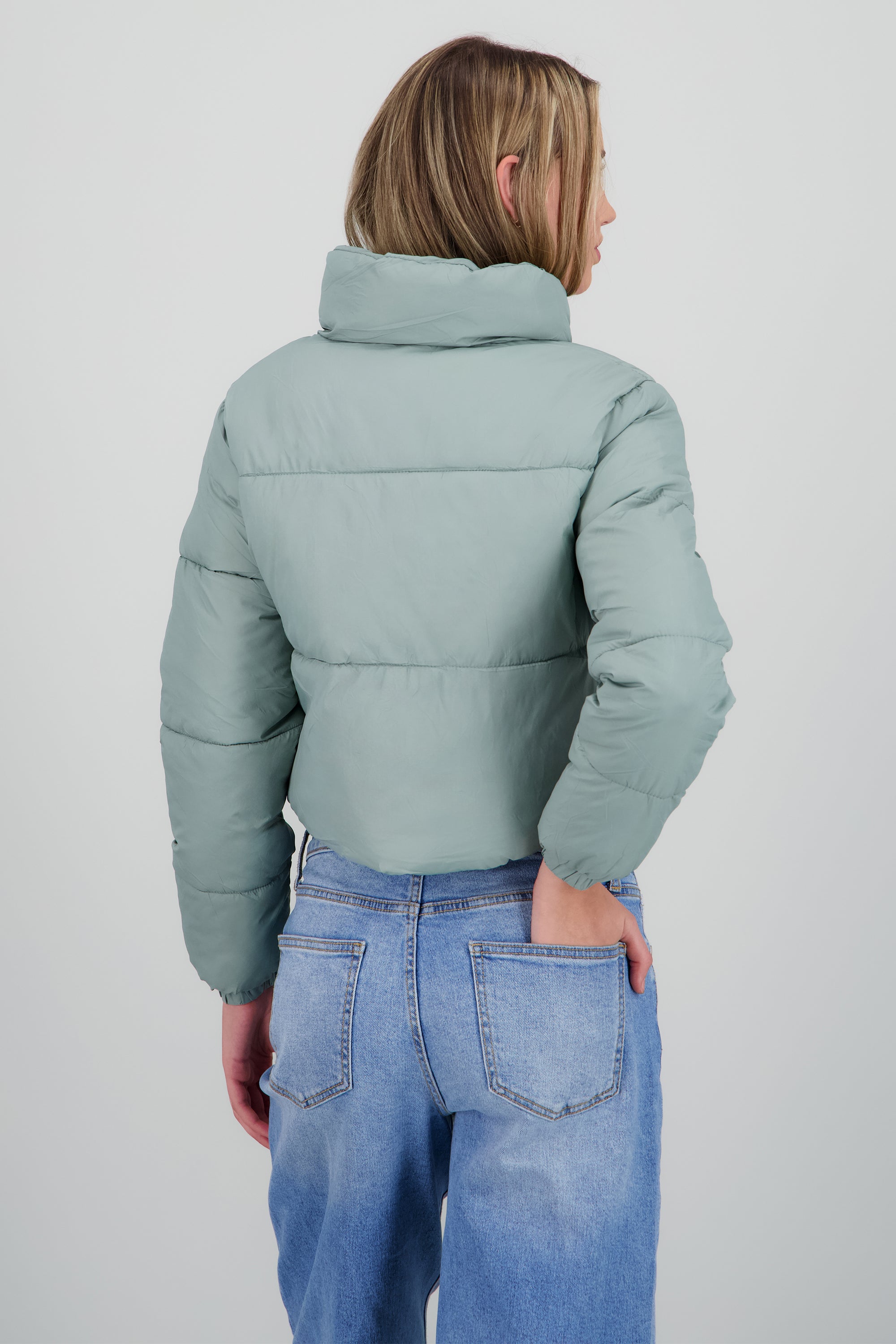 Chamarra puffer crop MENTA