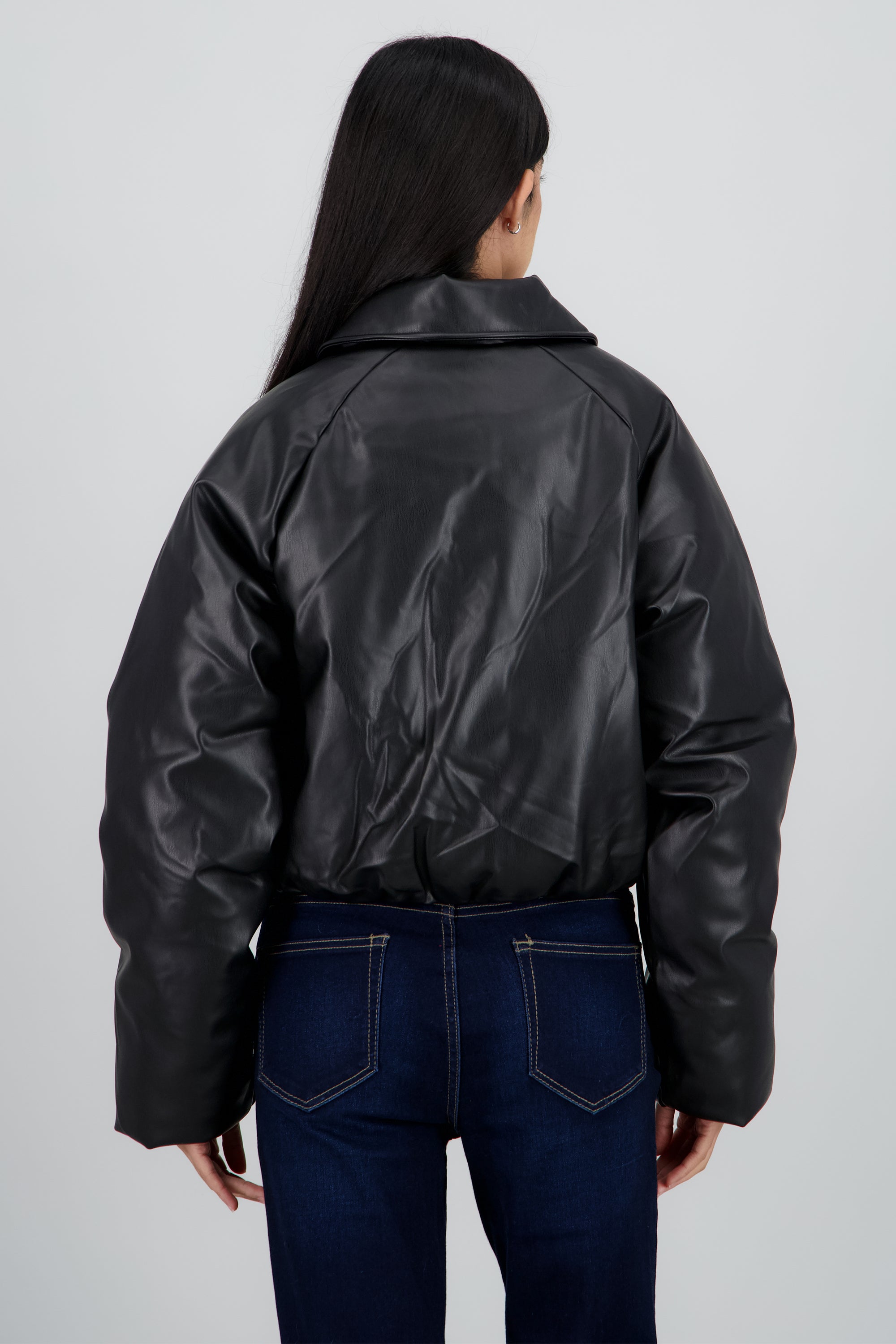 Bomber de pu lisa volumen NEGRO