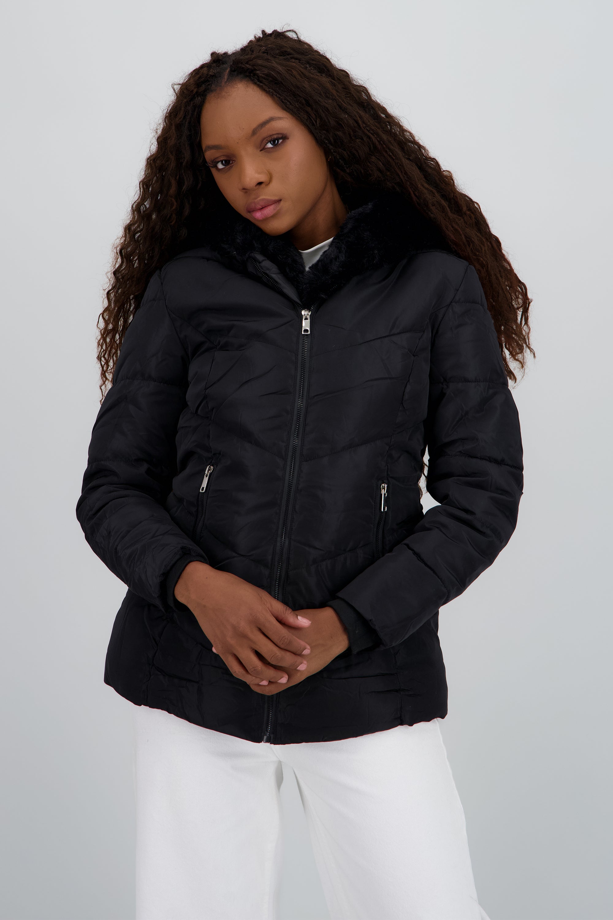 Chamarra puffer midi det peluche NEGRO