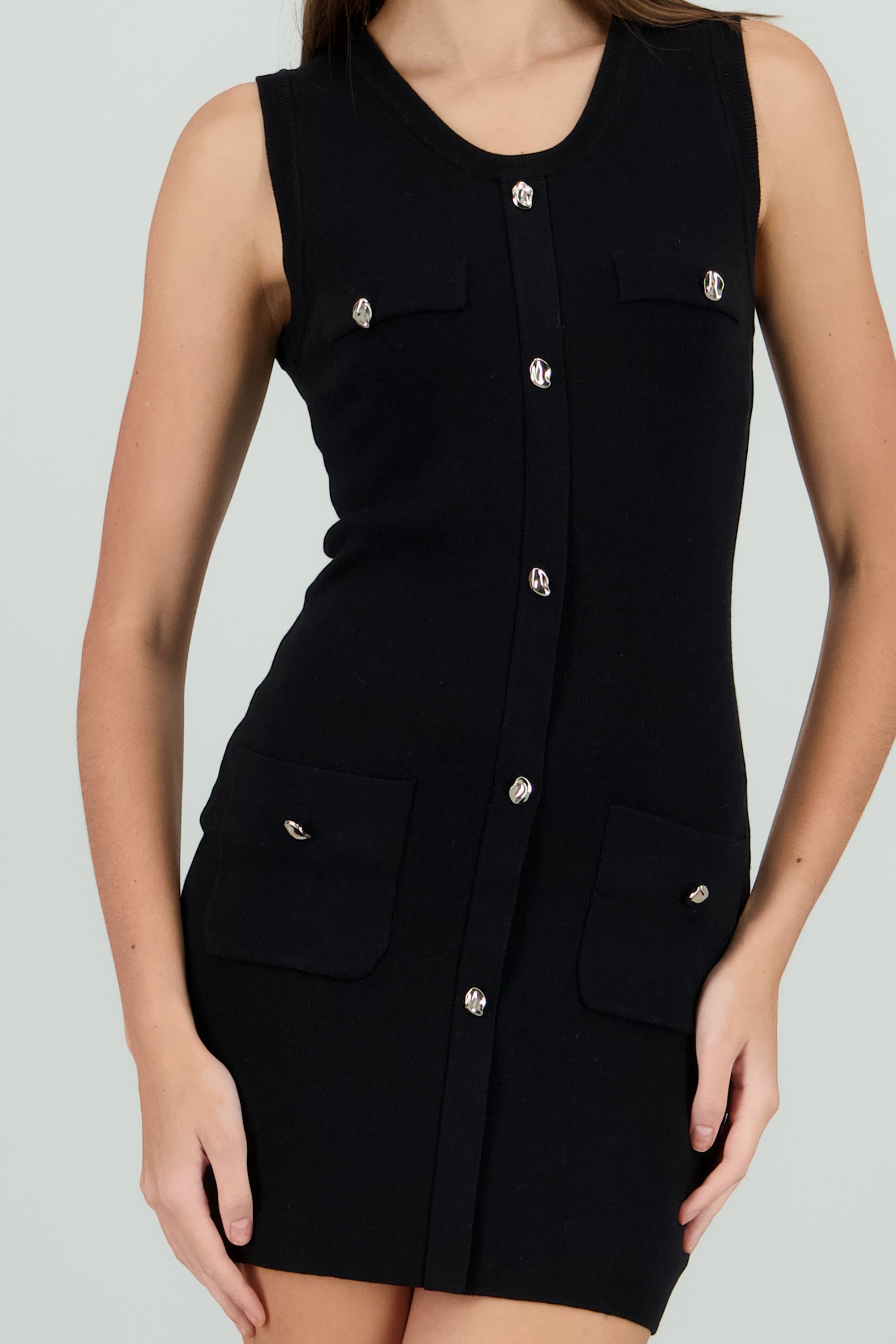 Vestido tejido sin manga NEGRO