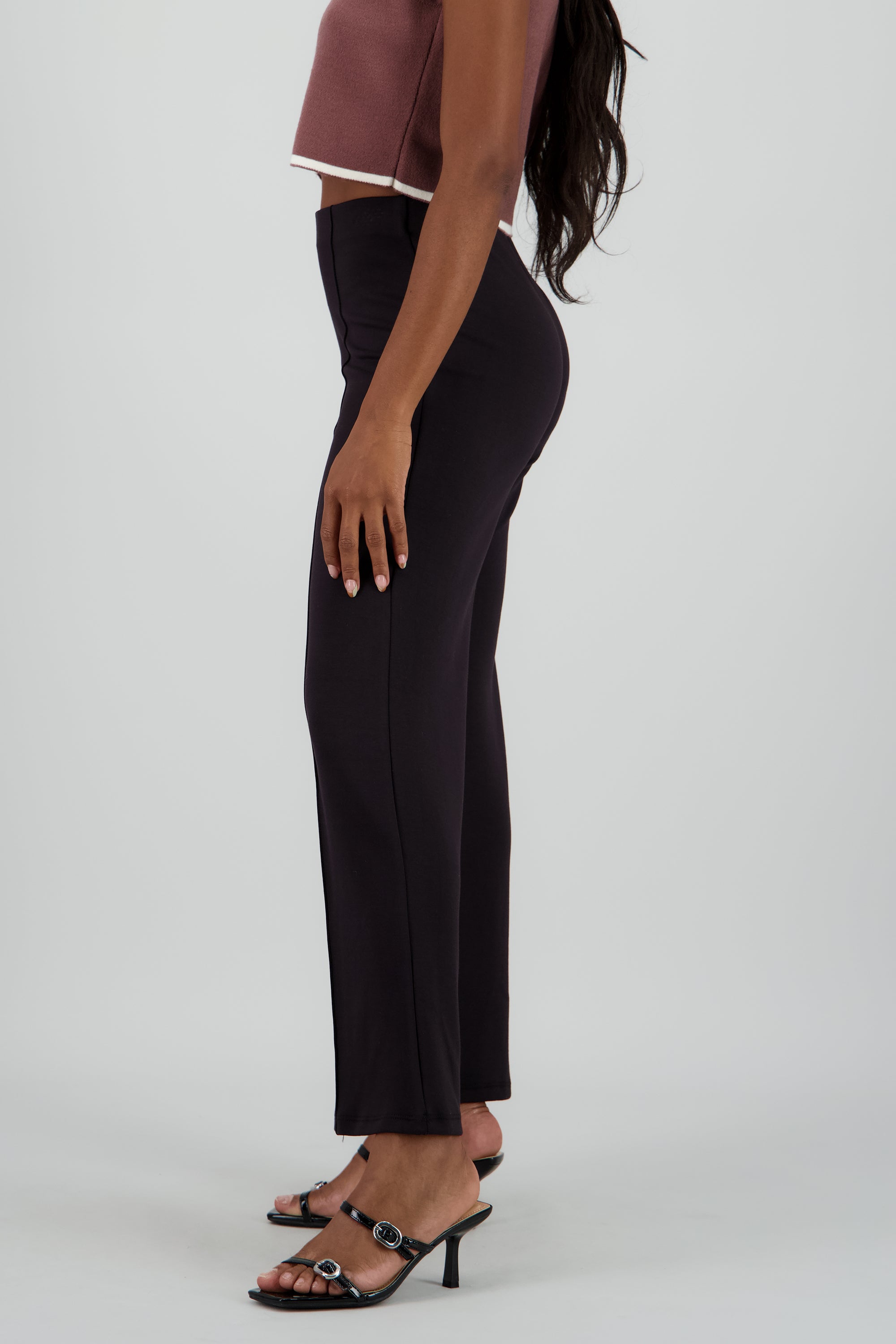 Pantalon amplio det costura NEGRO