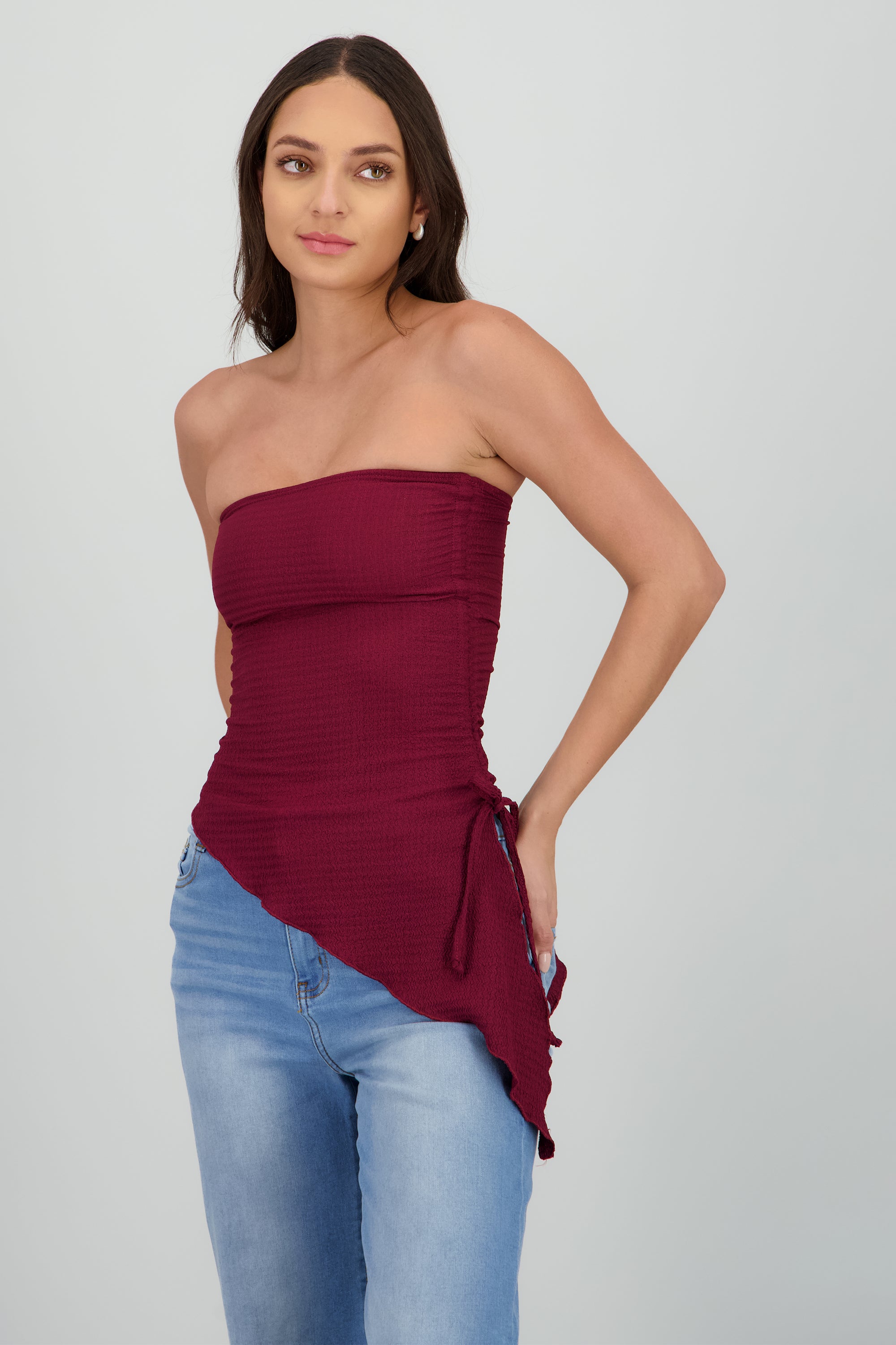 Top asimetrico textura VINO