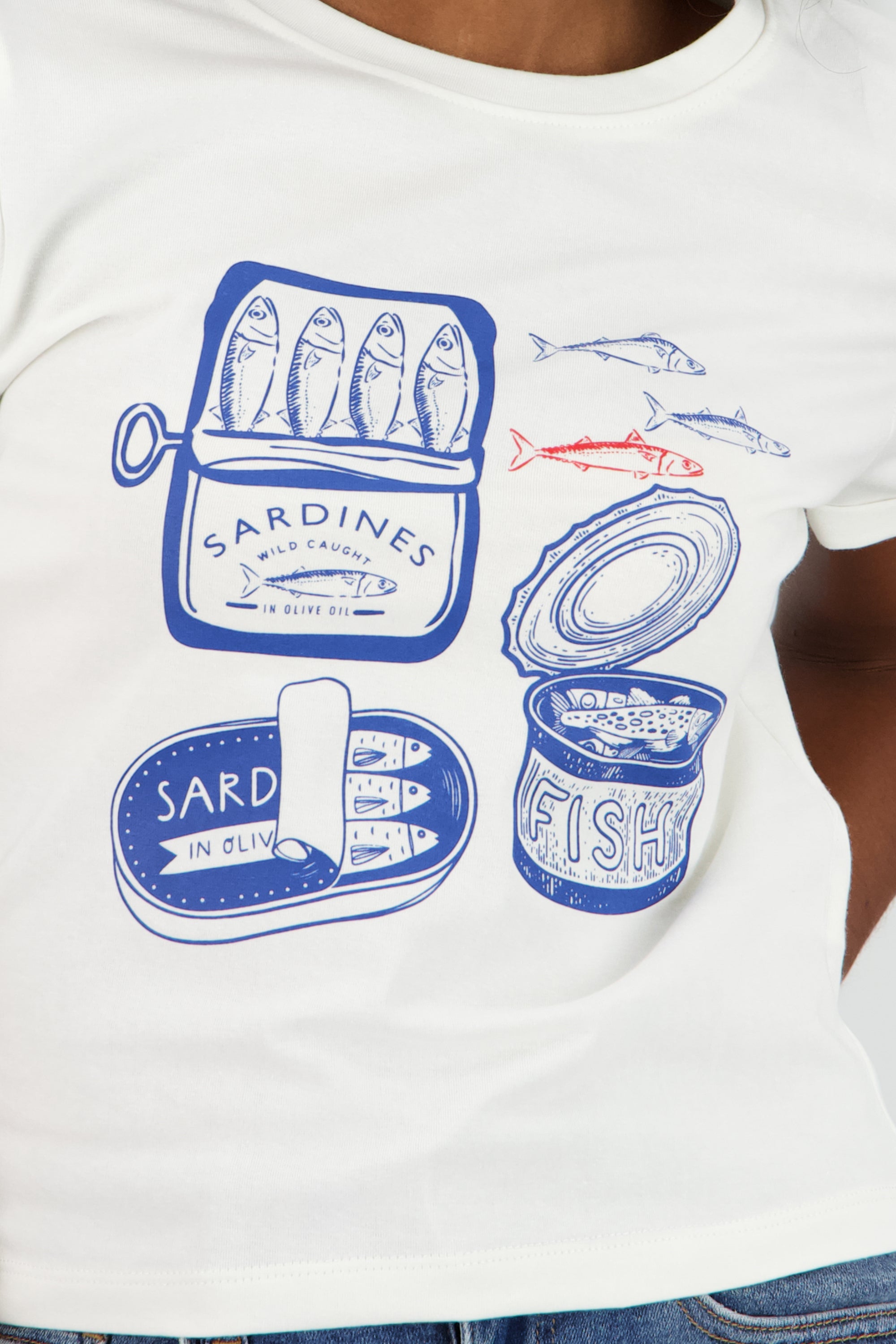 Playera estampada sardinas BLANCO