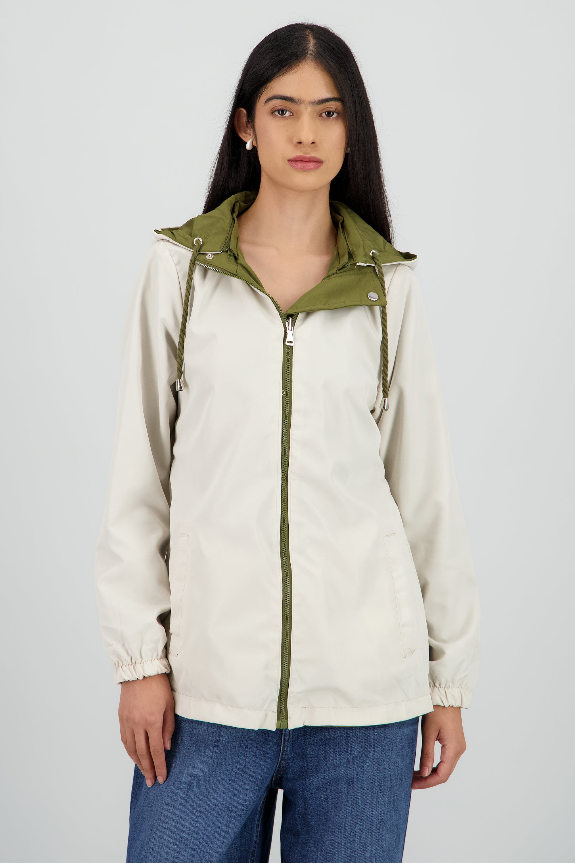 Gabardina tipo impermeable con jareta OLIVO COMBO