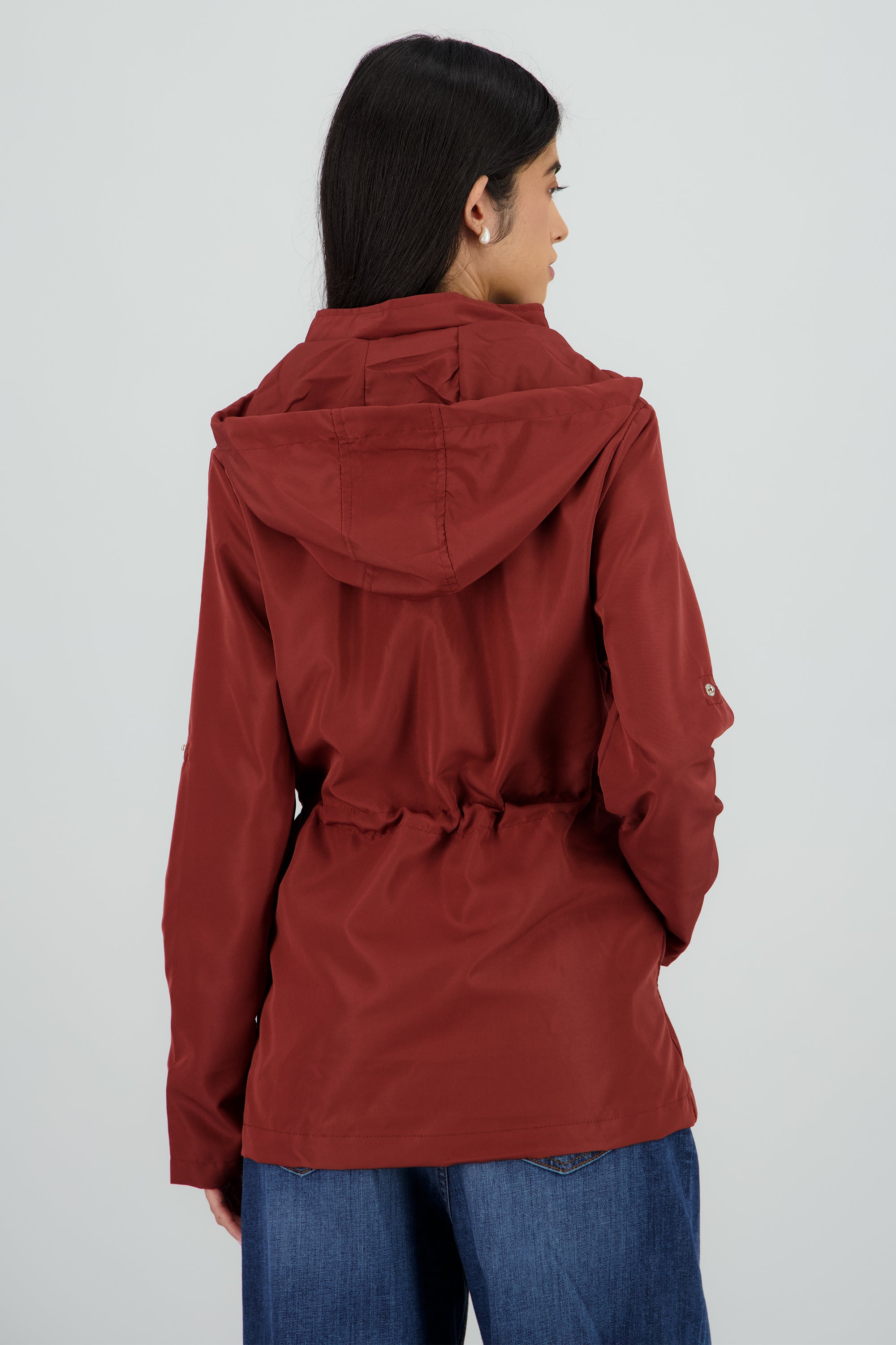 Gabardina tipo impermeable con bolsas VINO