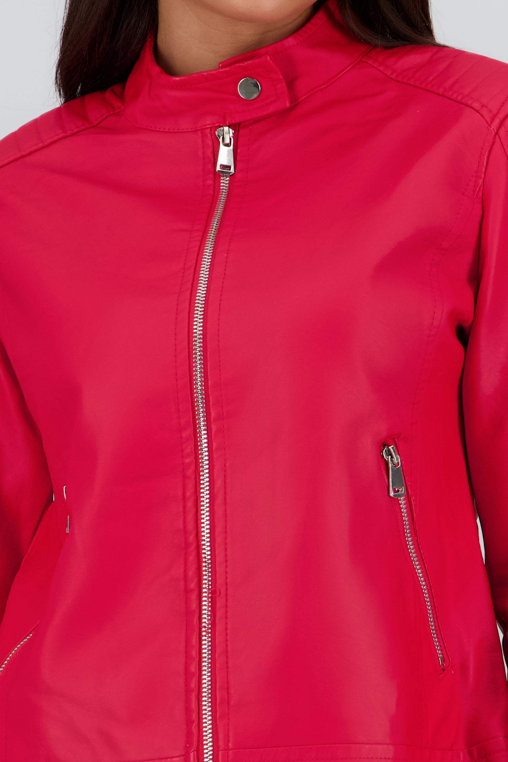 Chamarra corta efecto piel ROJO