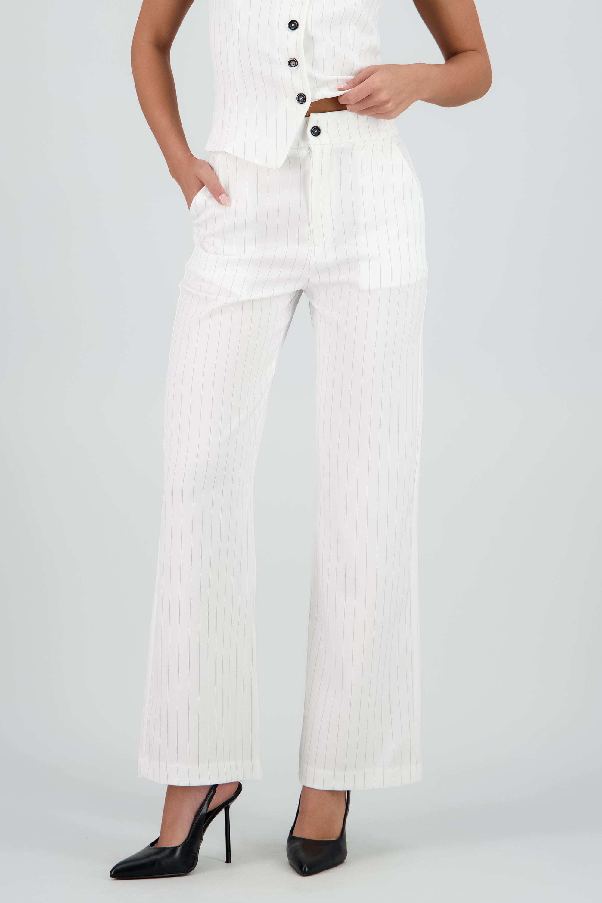 WHITE COMBO