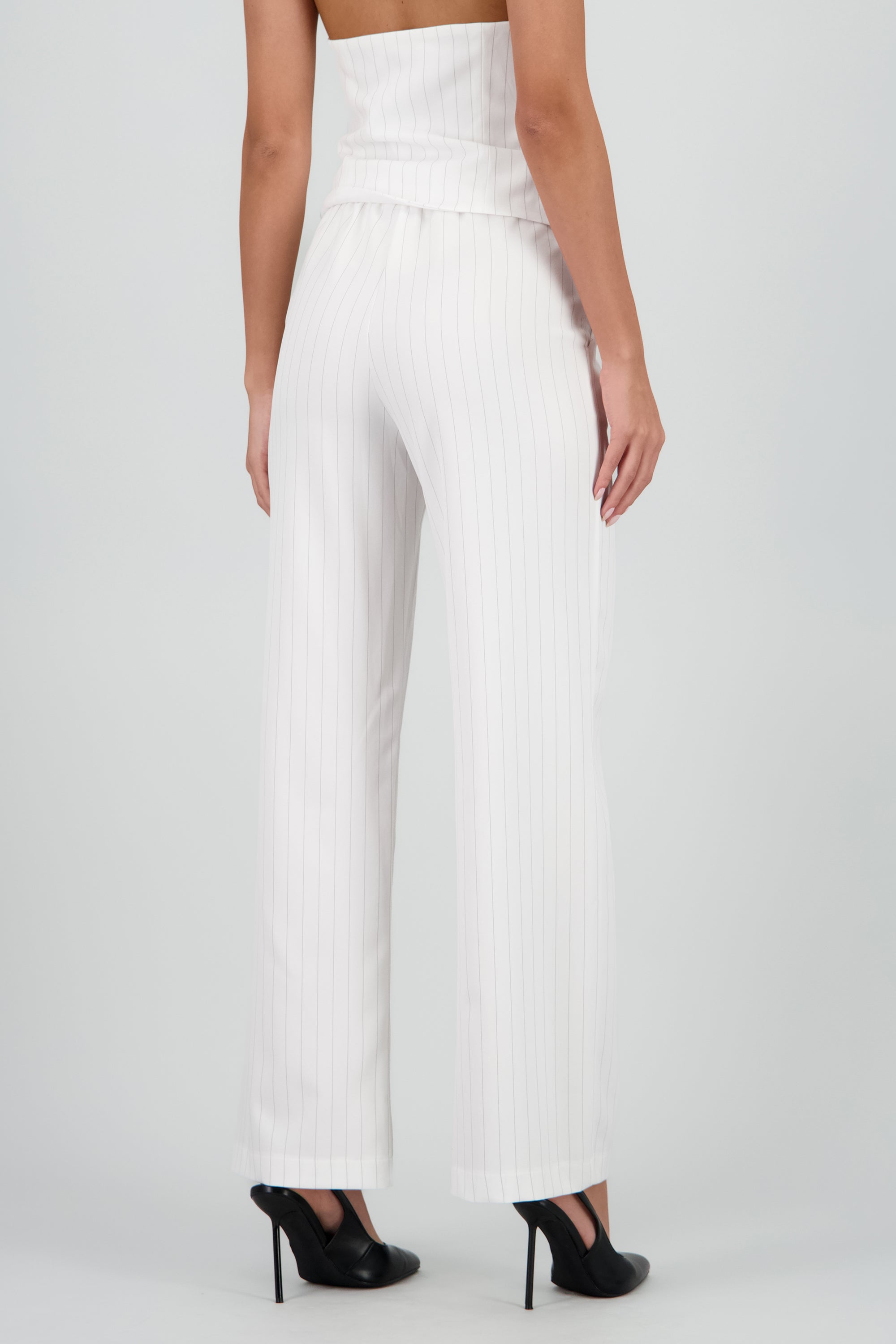 WHITE COMBO