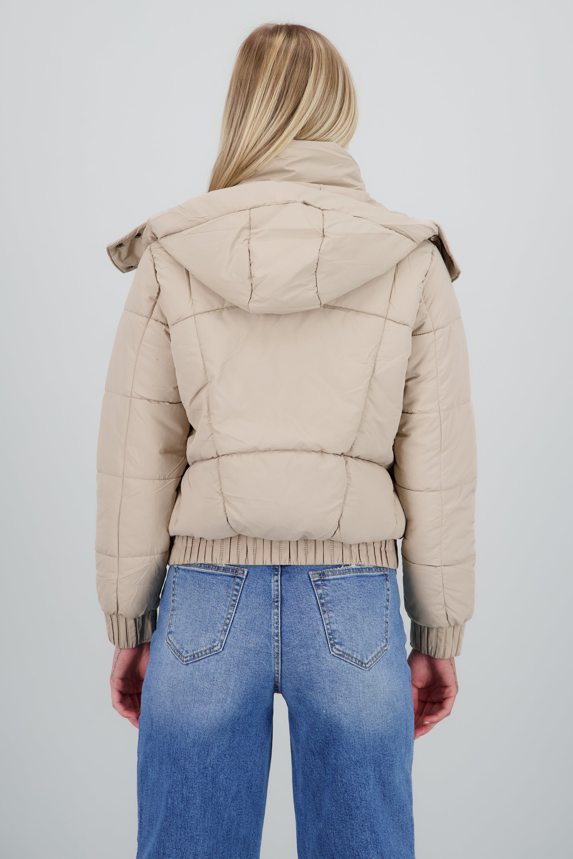 Chamarra puffer con bolsas BEIGE