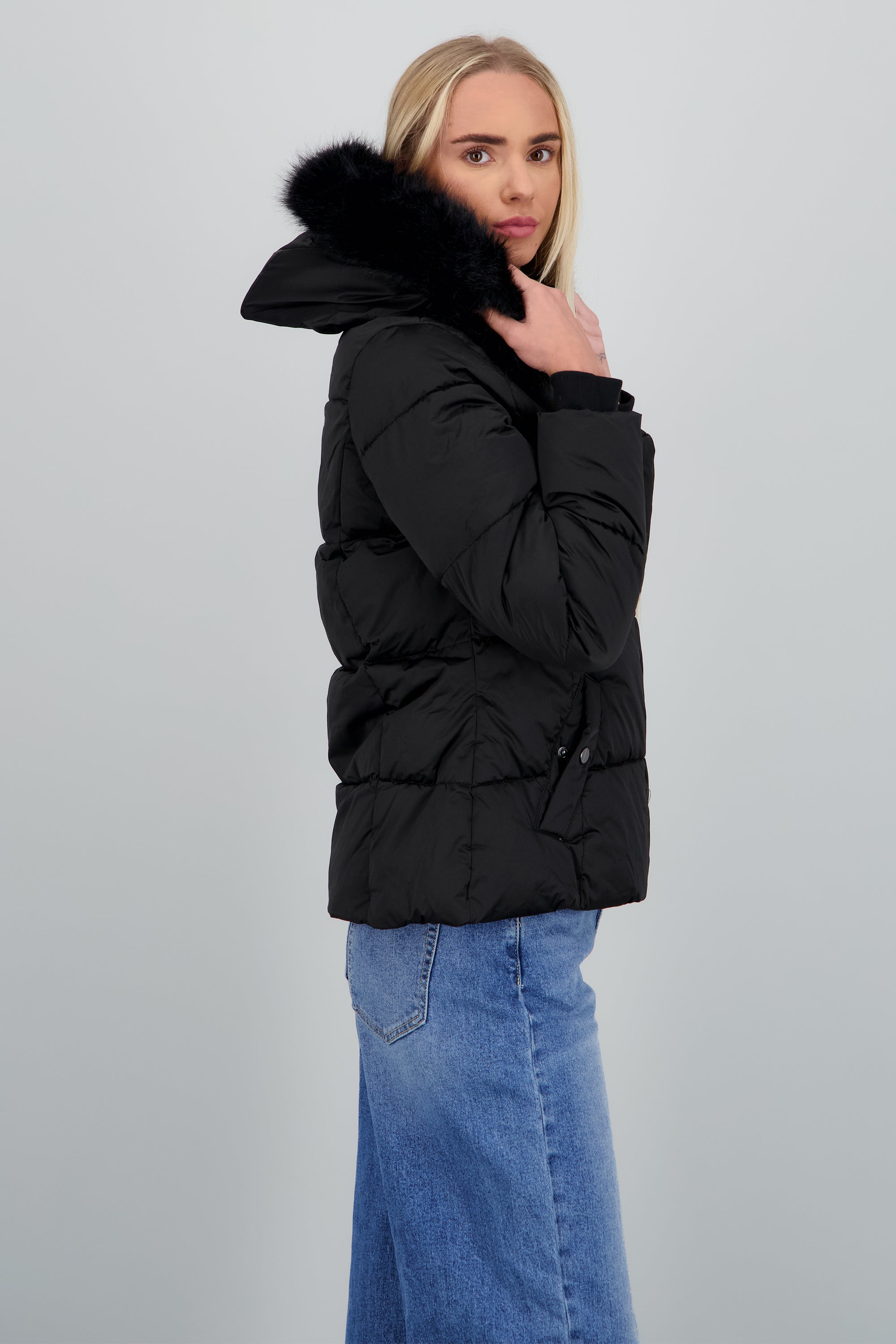 Chamarra puffer det peluche NEGRO