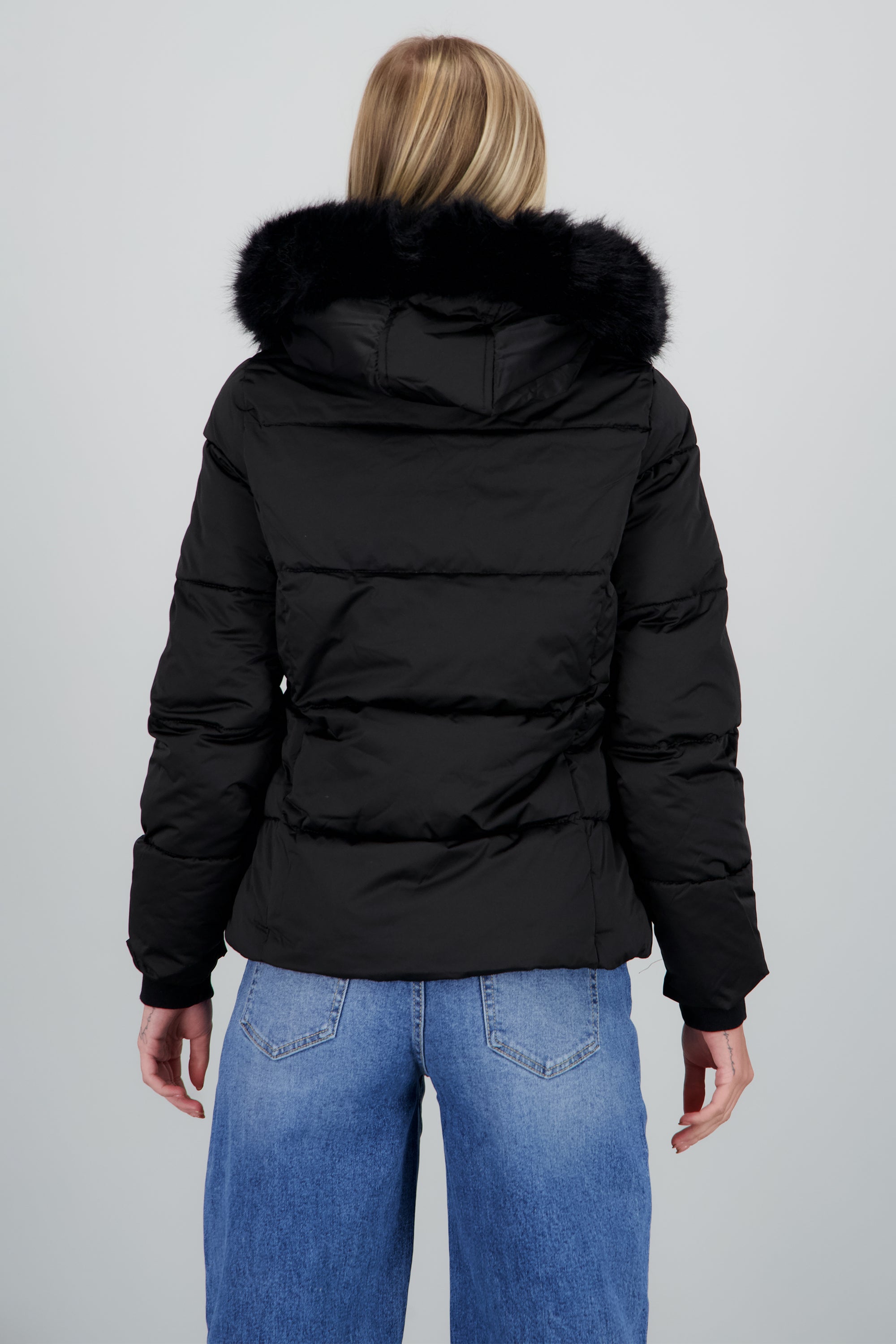 Chamarra puffer det peluche NEGRO