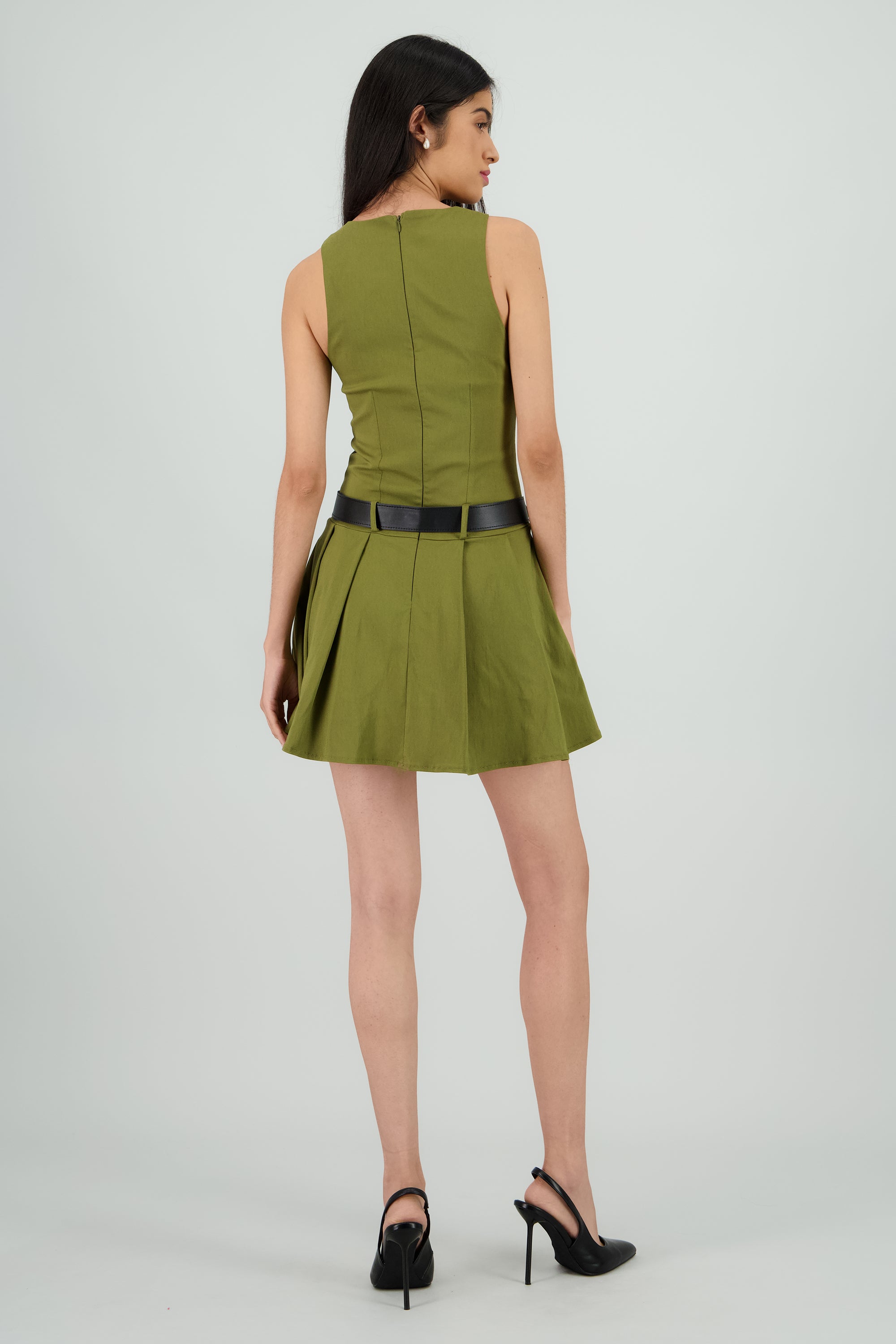 Vestido mini drop waist detalle cinturón OLIVO
