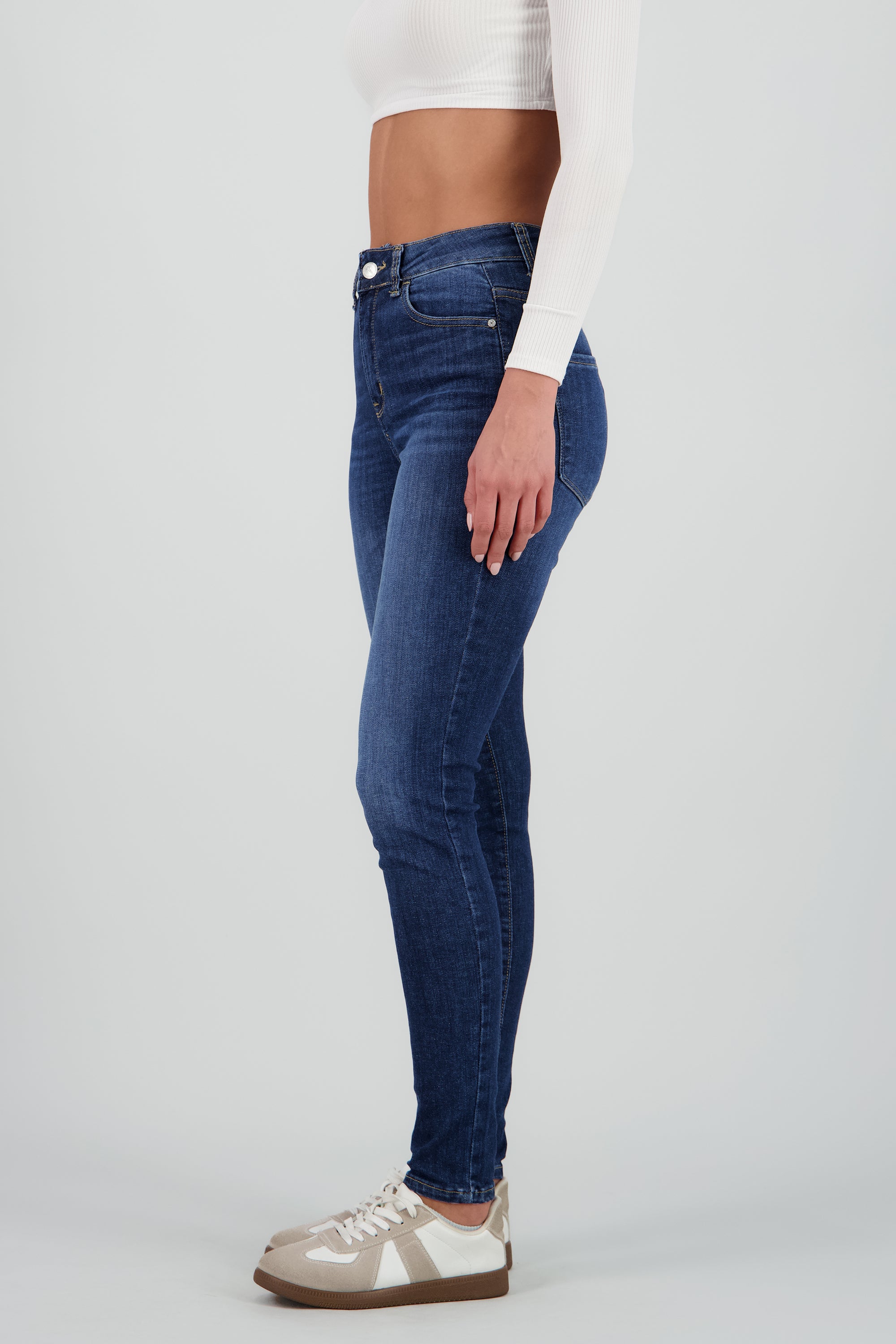 Jeans básicos skinny DARK WASH