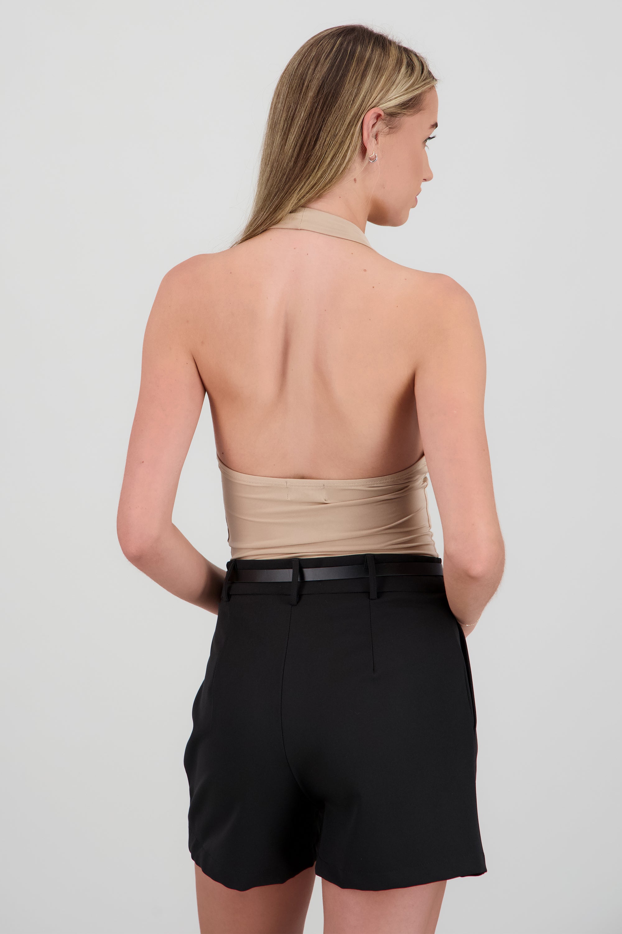 Body escote cascada cuello halter TAUPE