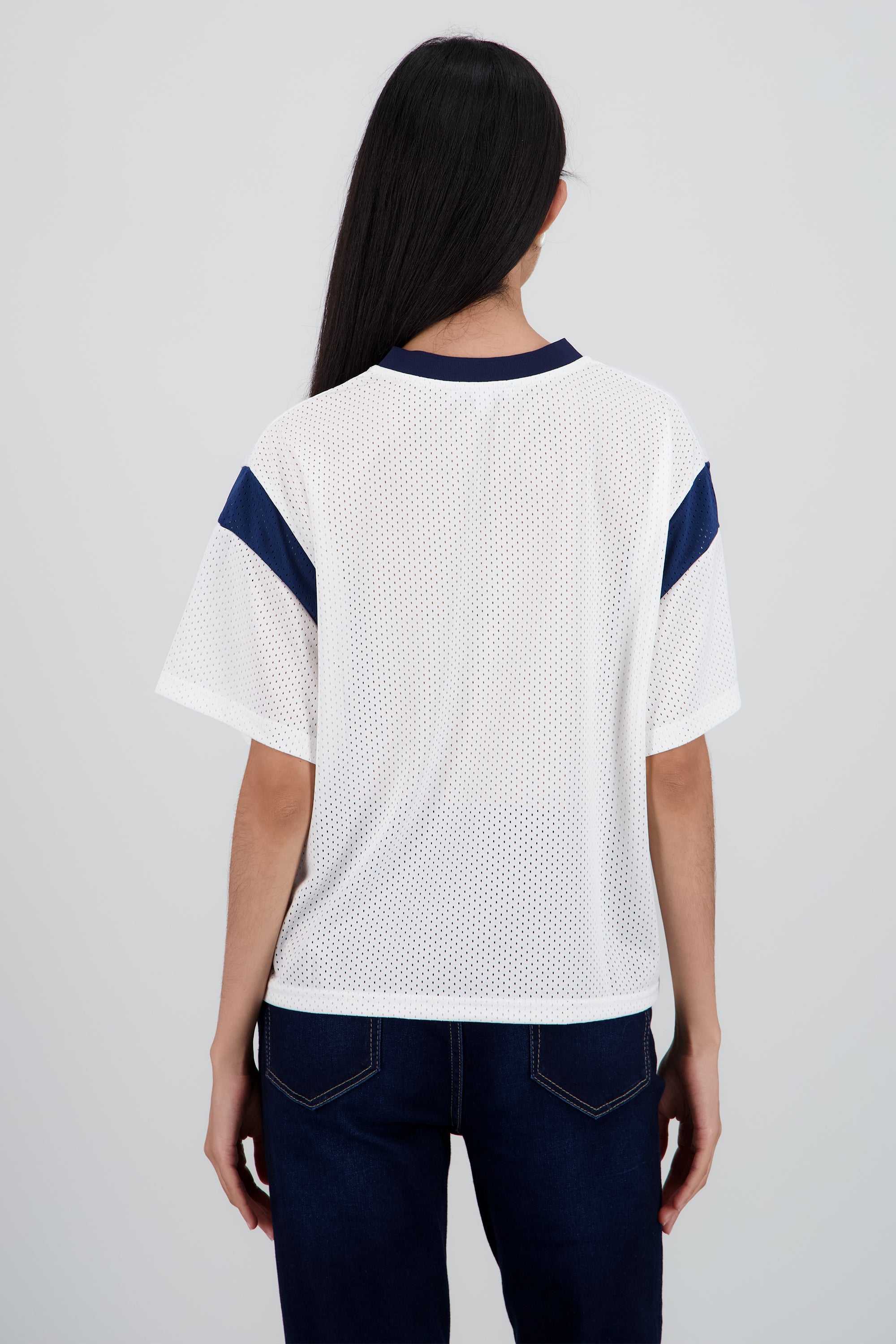 Playera deportiva contraste HUESO COMBO