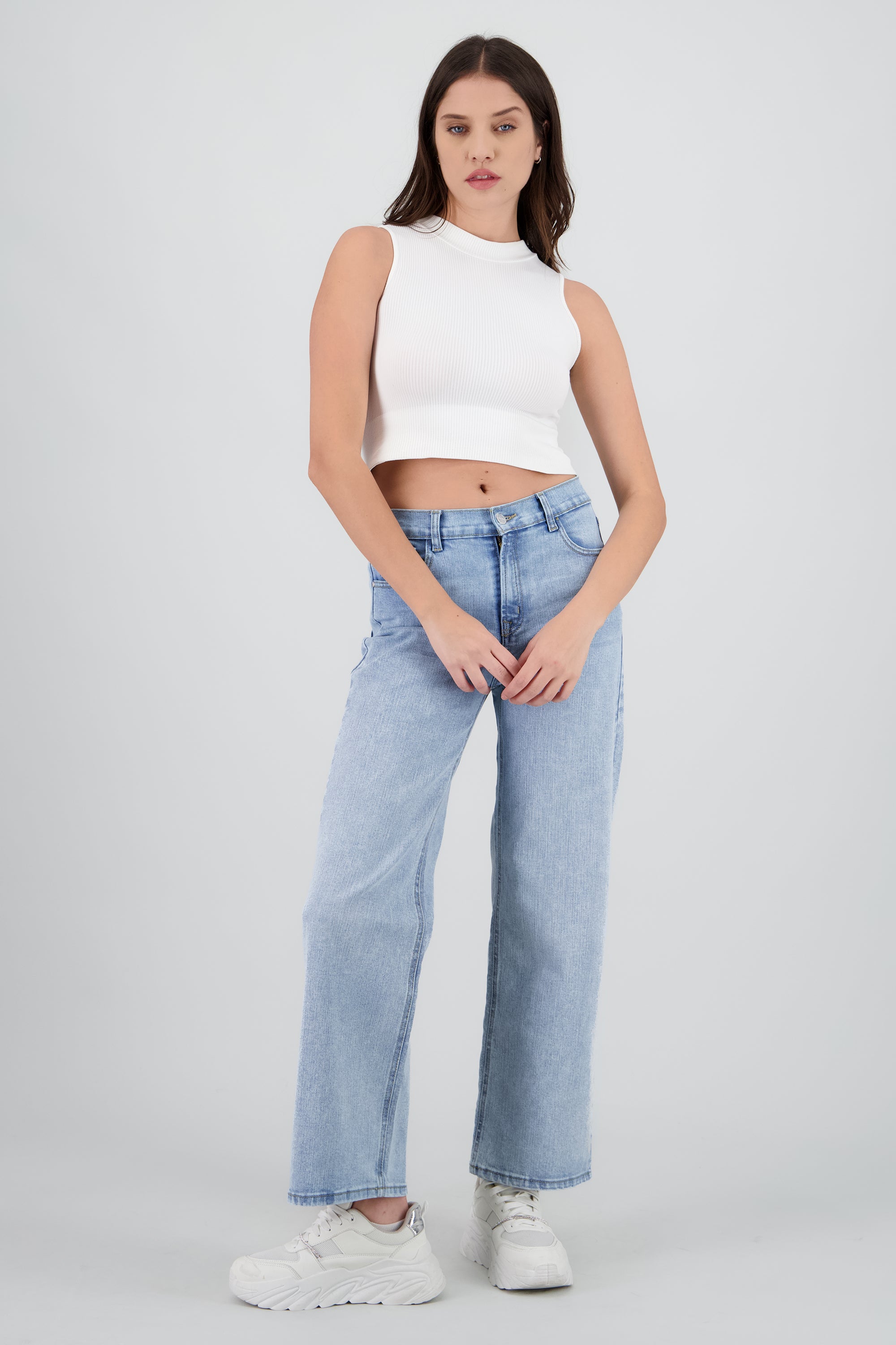 Jeans básicos wide leg BLEACHED