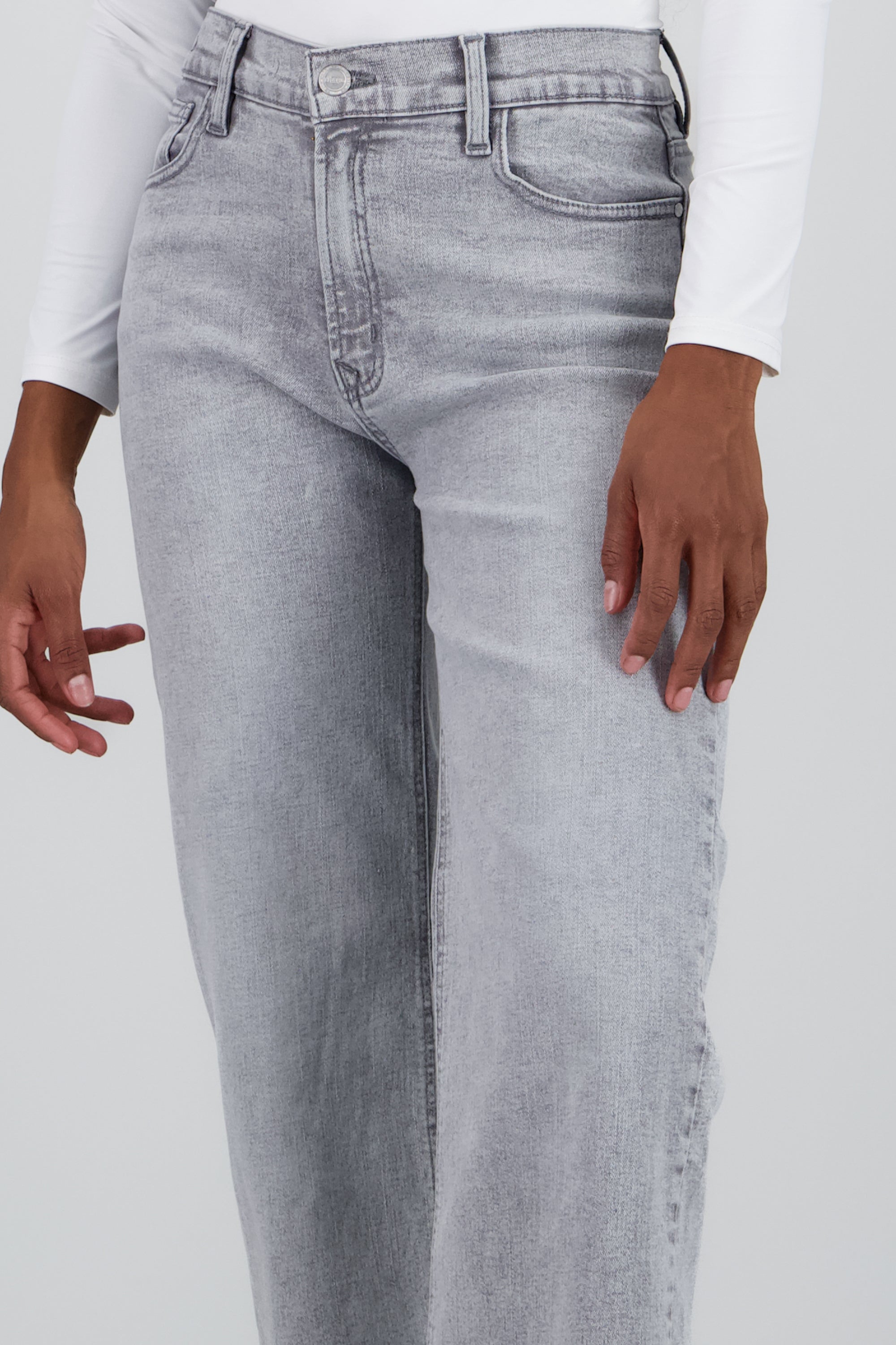 Jeans básicos wide leg GRIS