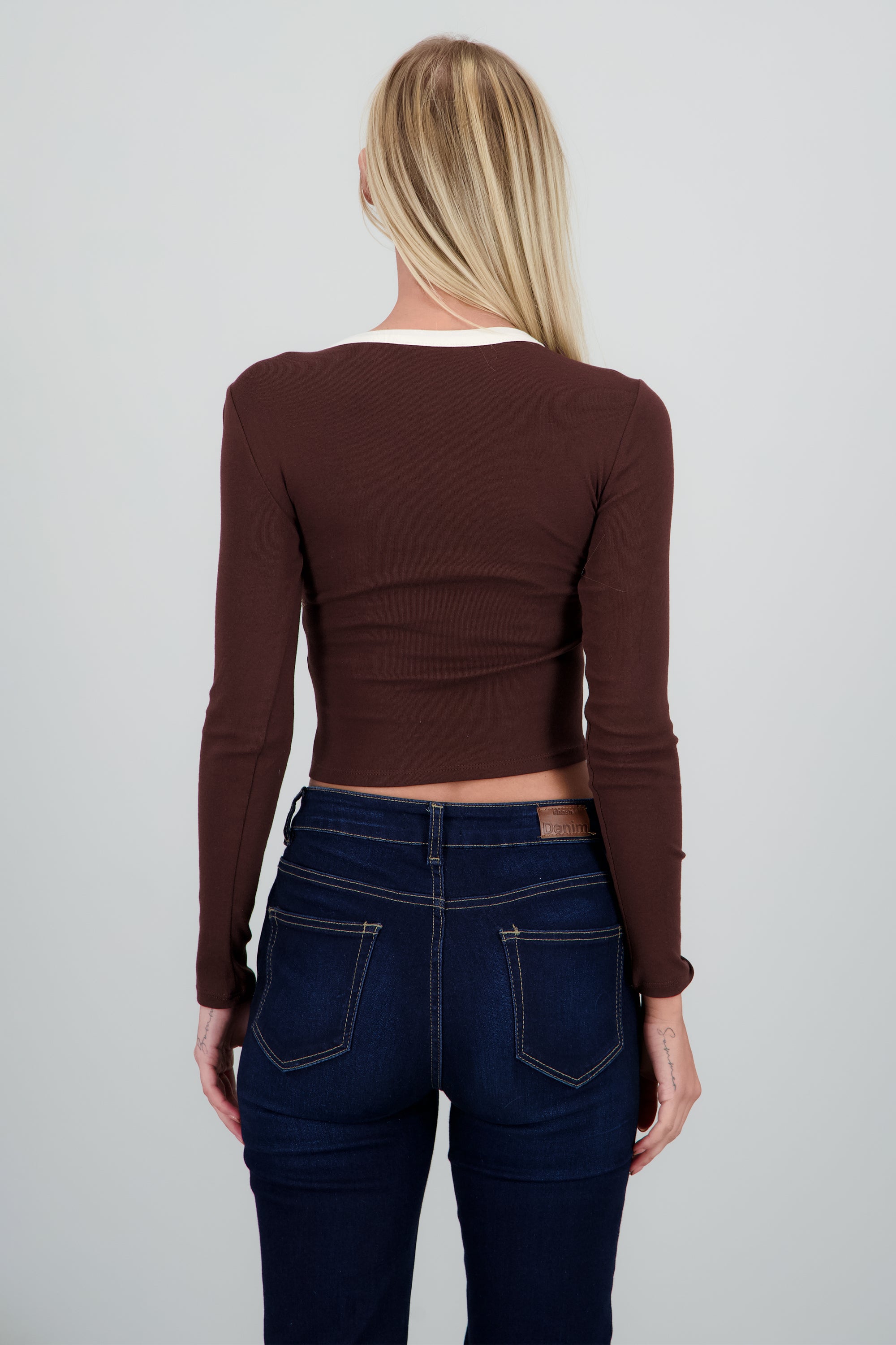 Playera estampado numero CAFE