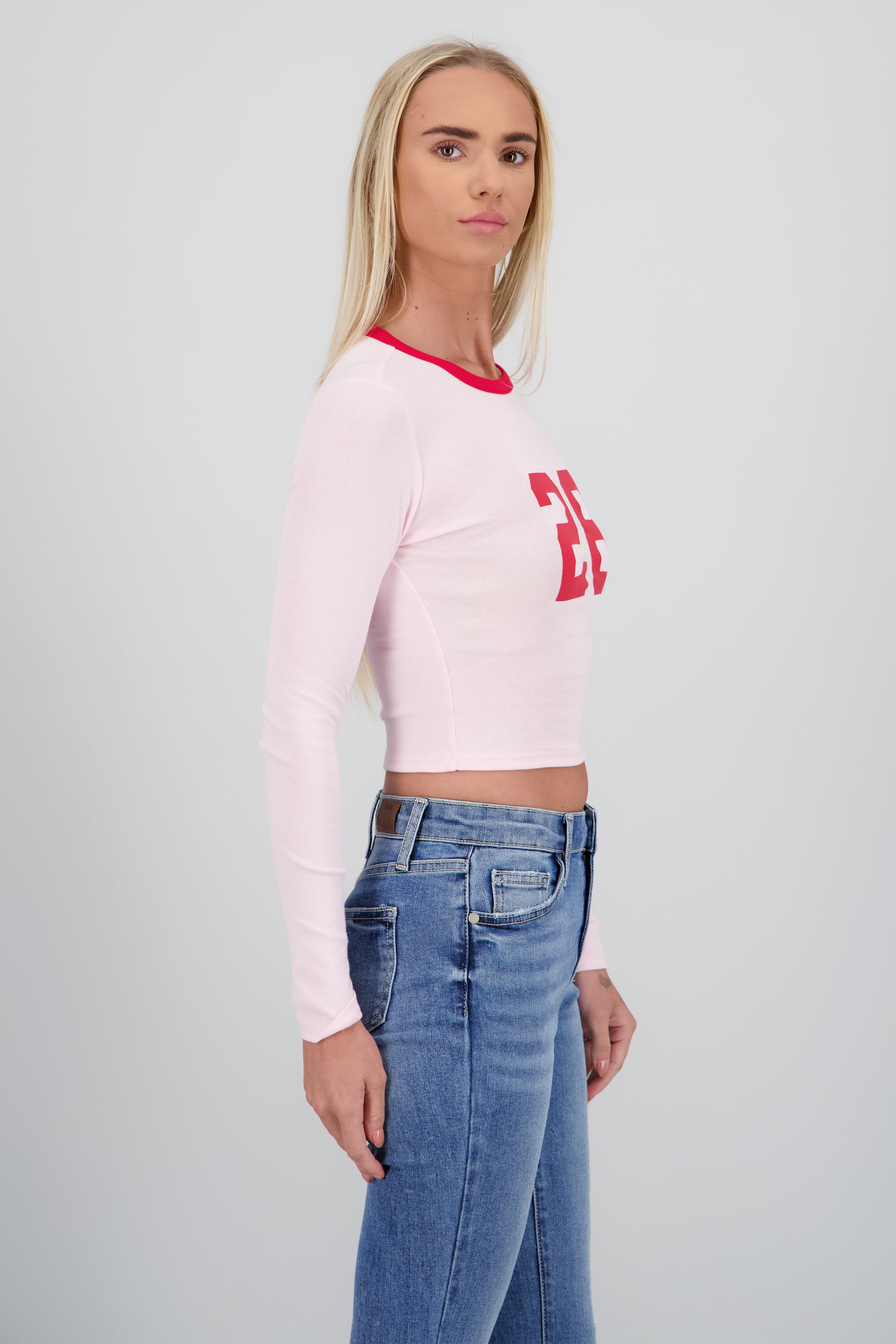 Playera estampado numero ROSA PASTEL