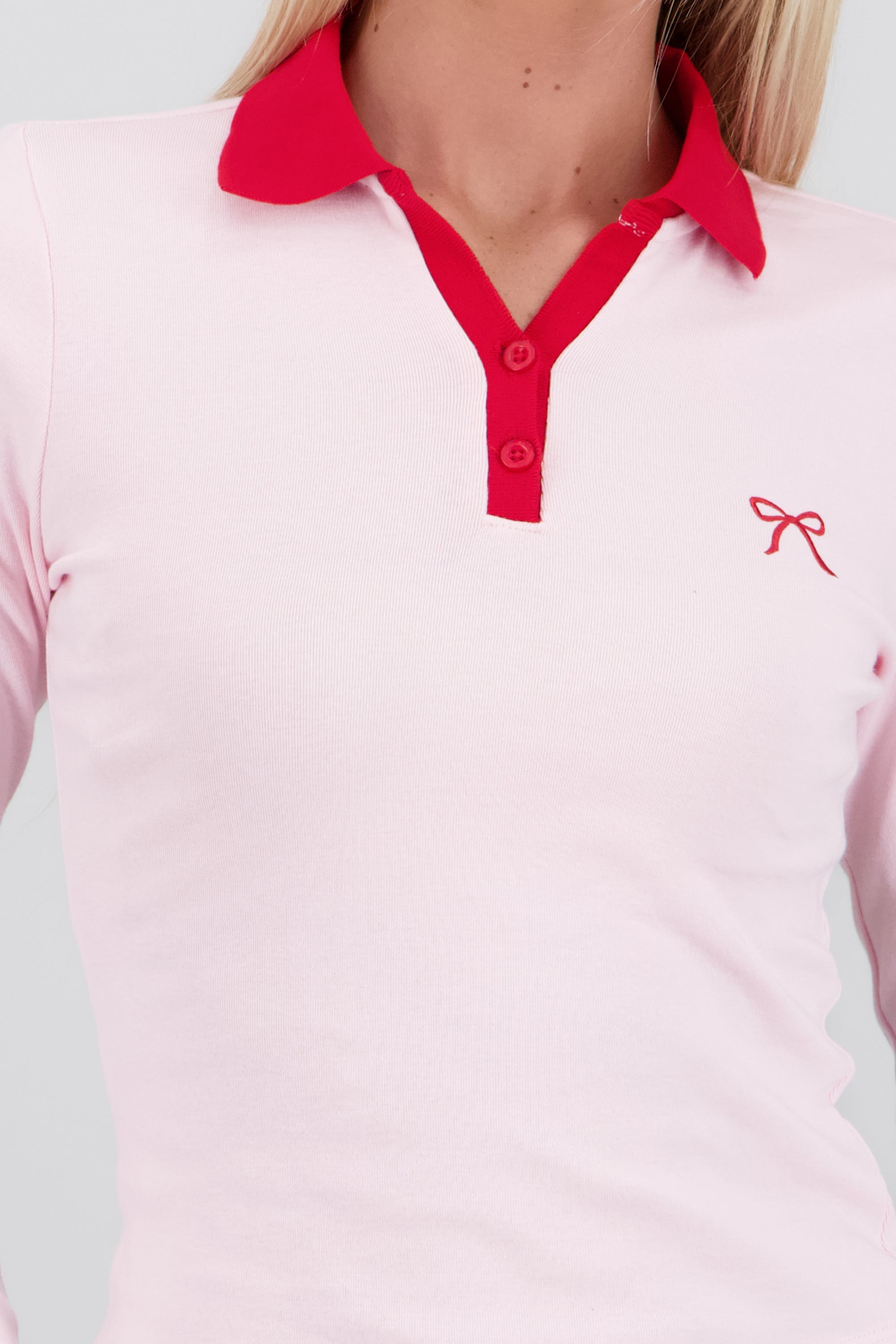 Top cuello polo bordado moño ROSA COMBO