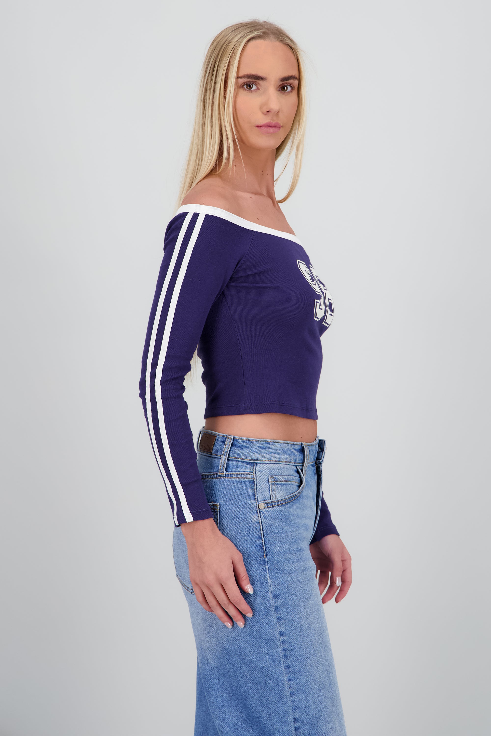 Playera off shoulder numero MARINO COMBO