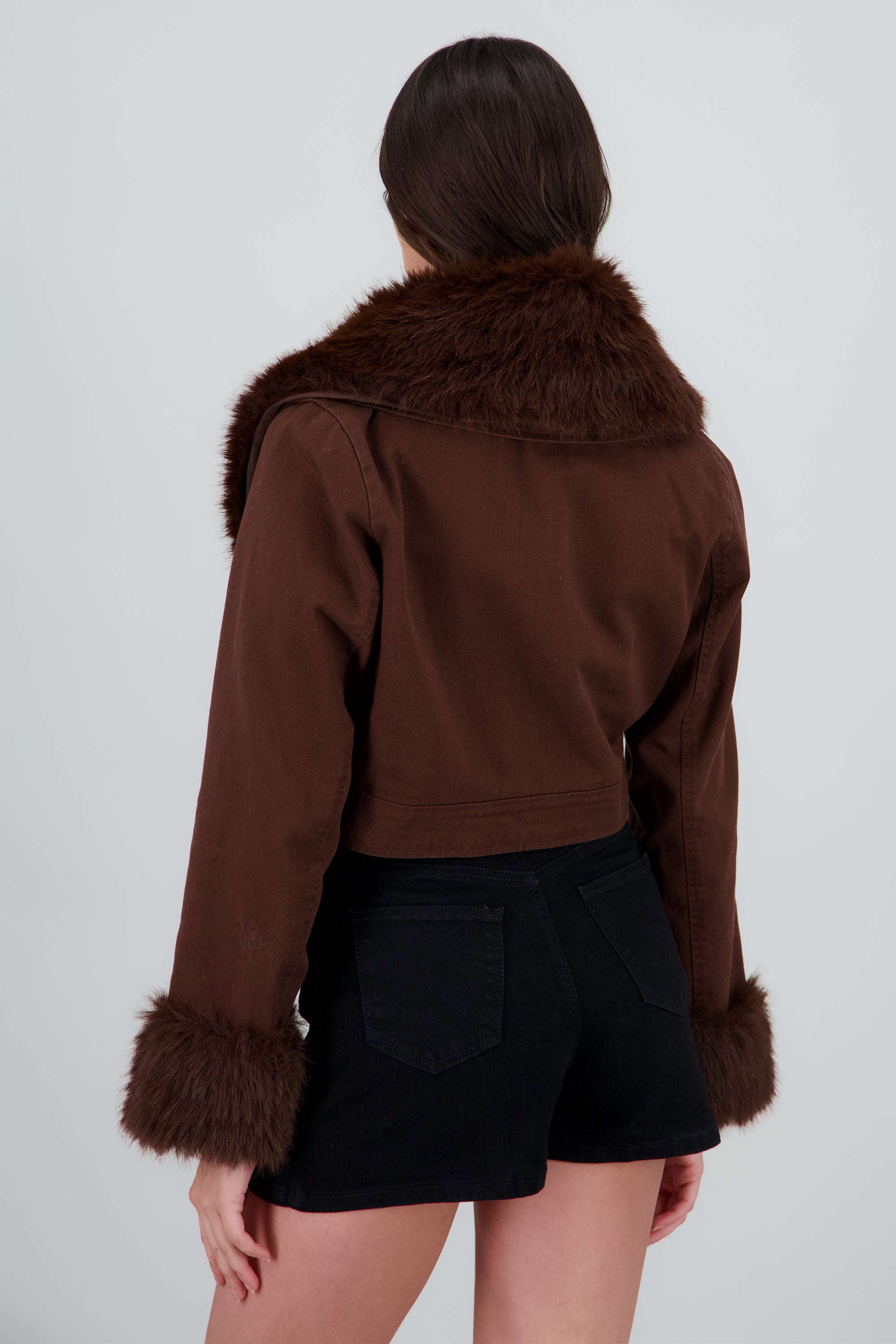 Chamarra denim con detalle pelo CAFE OBSCURO