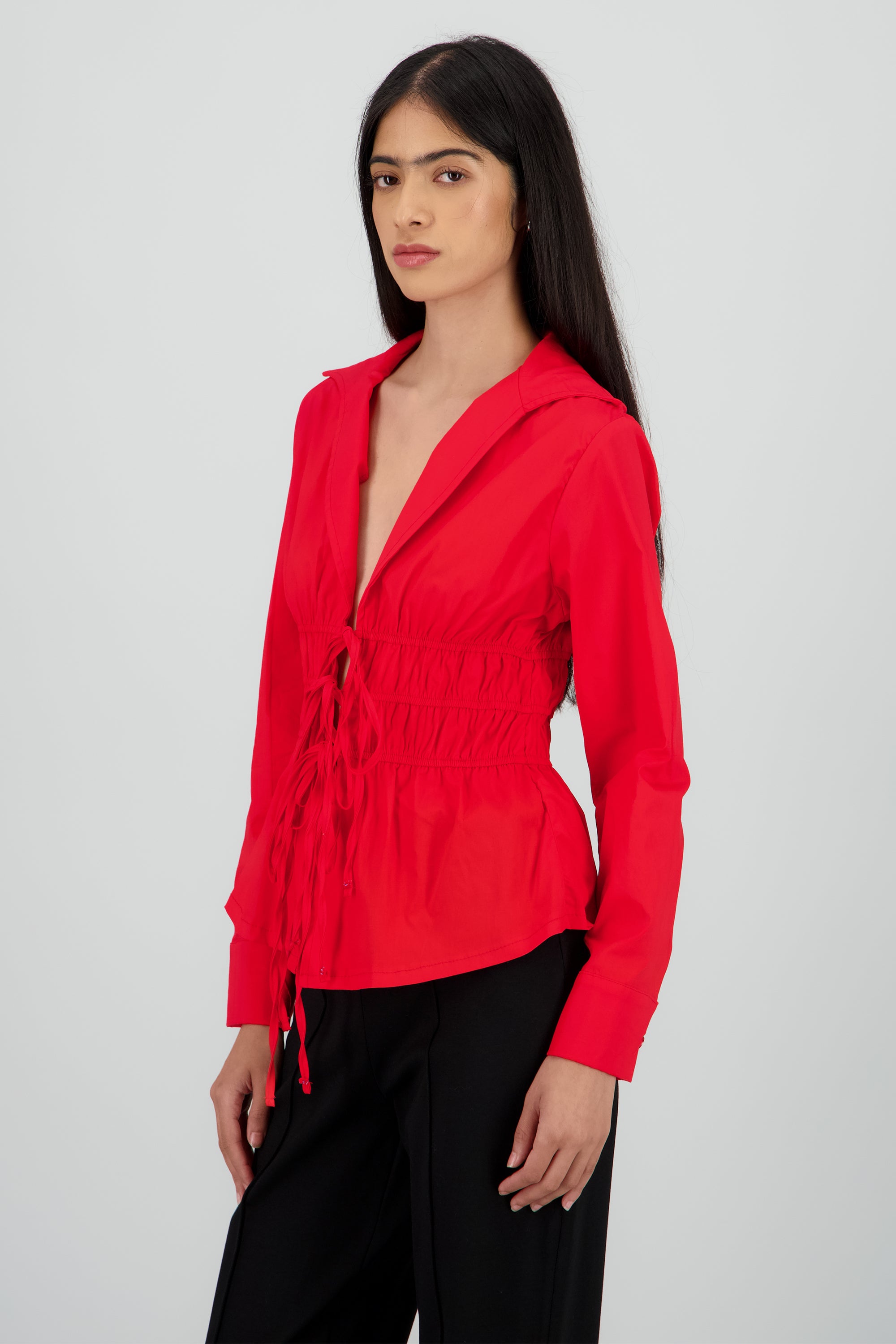 Camisa manga larga detalle smock amarre ROJO