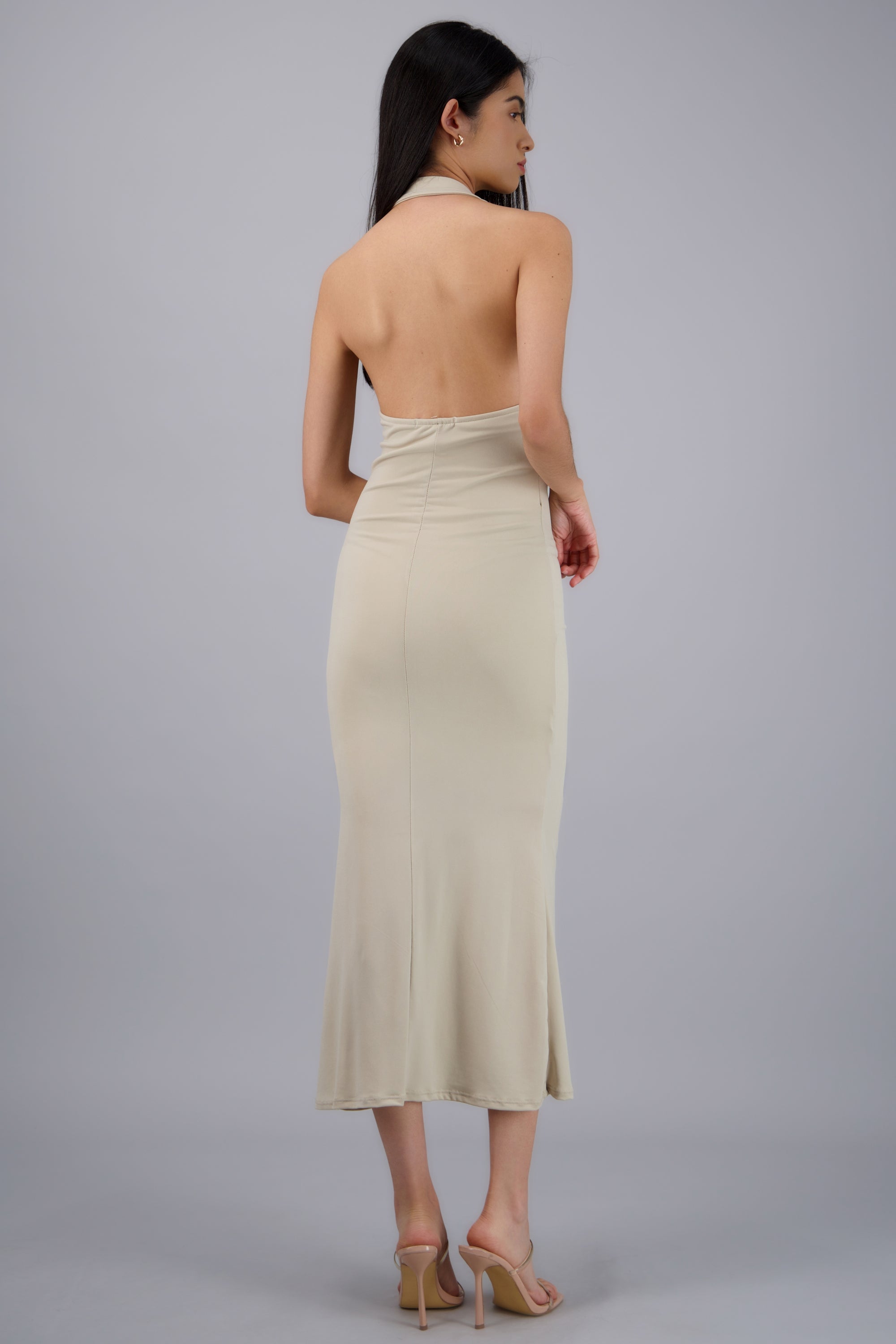 Vestido maxi halter escote columpio ARENA