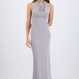 Vestido maxi halter escote columpio