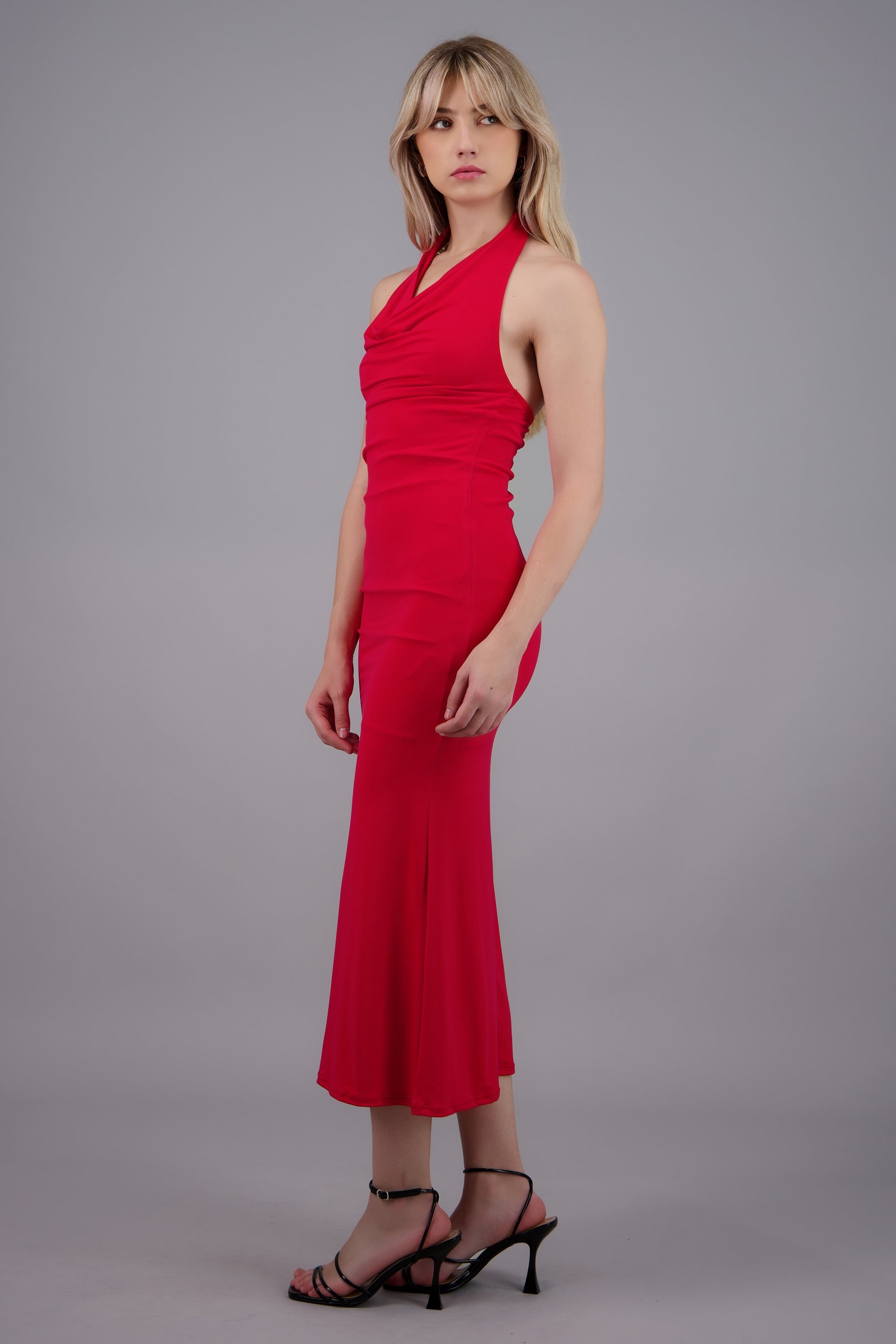 Vestido maxi halter escote columpio ROJO