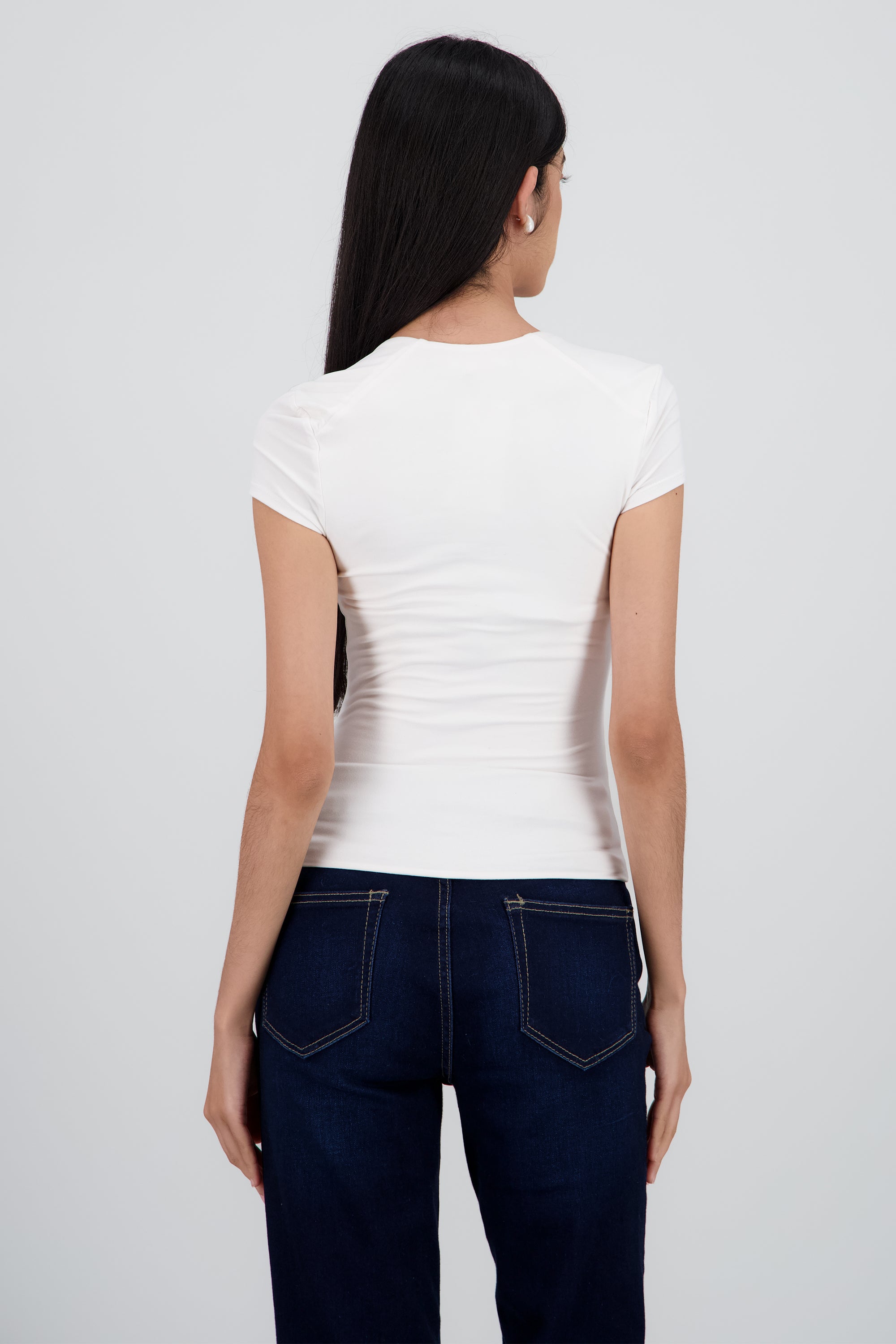 Top largo escote audrado CREMA