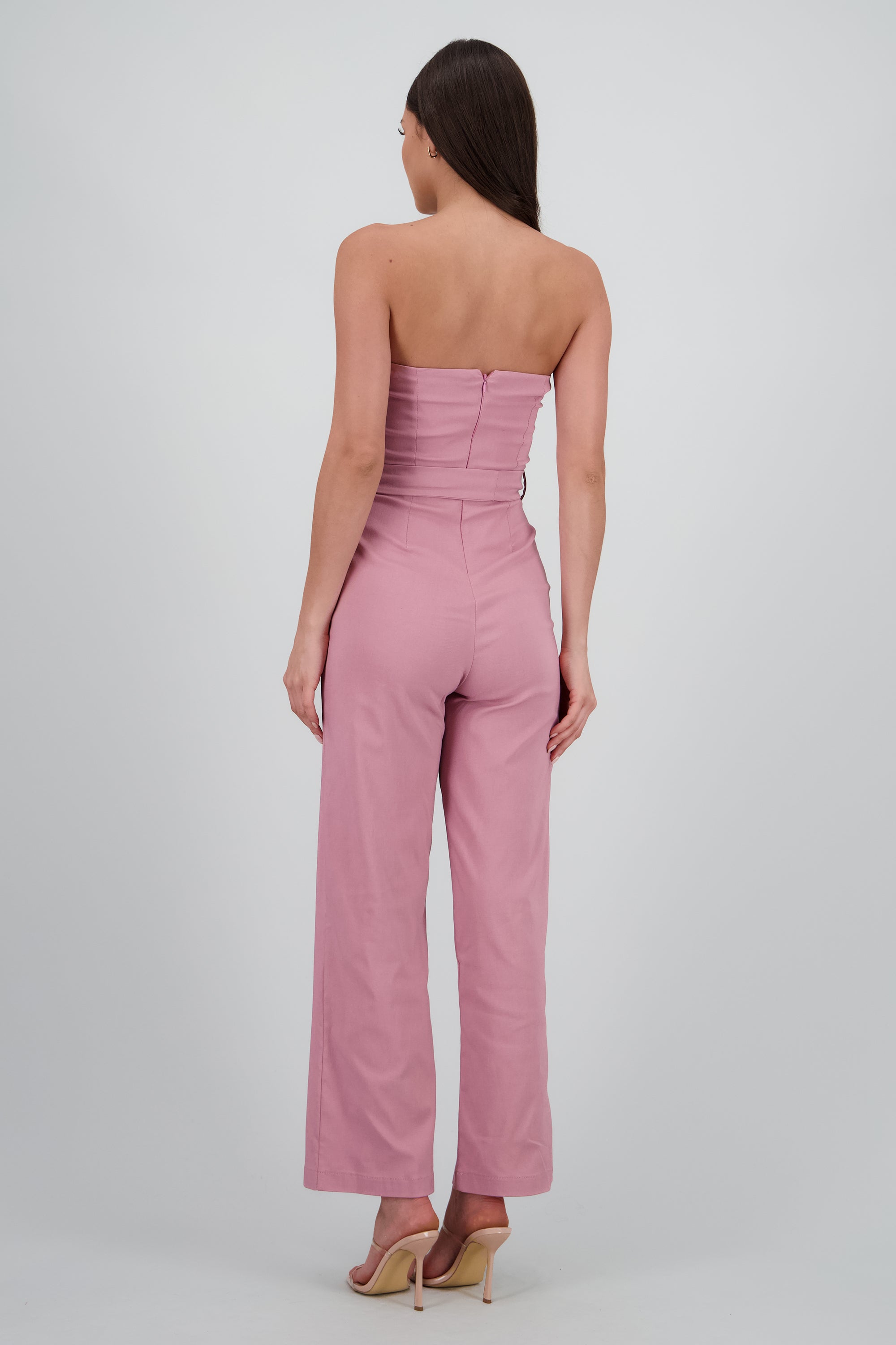 Jumpsuit strapless detalle cinturon PALO DE ROSA