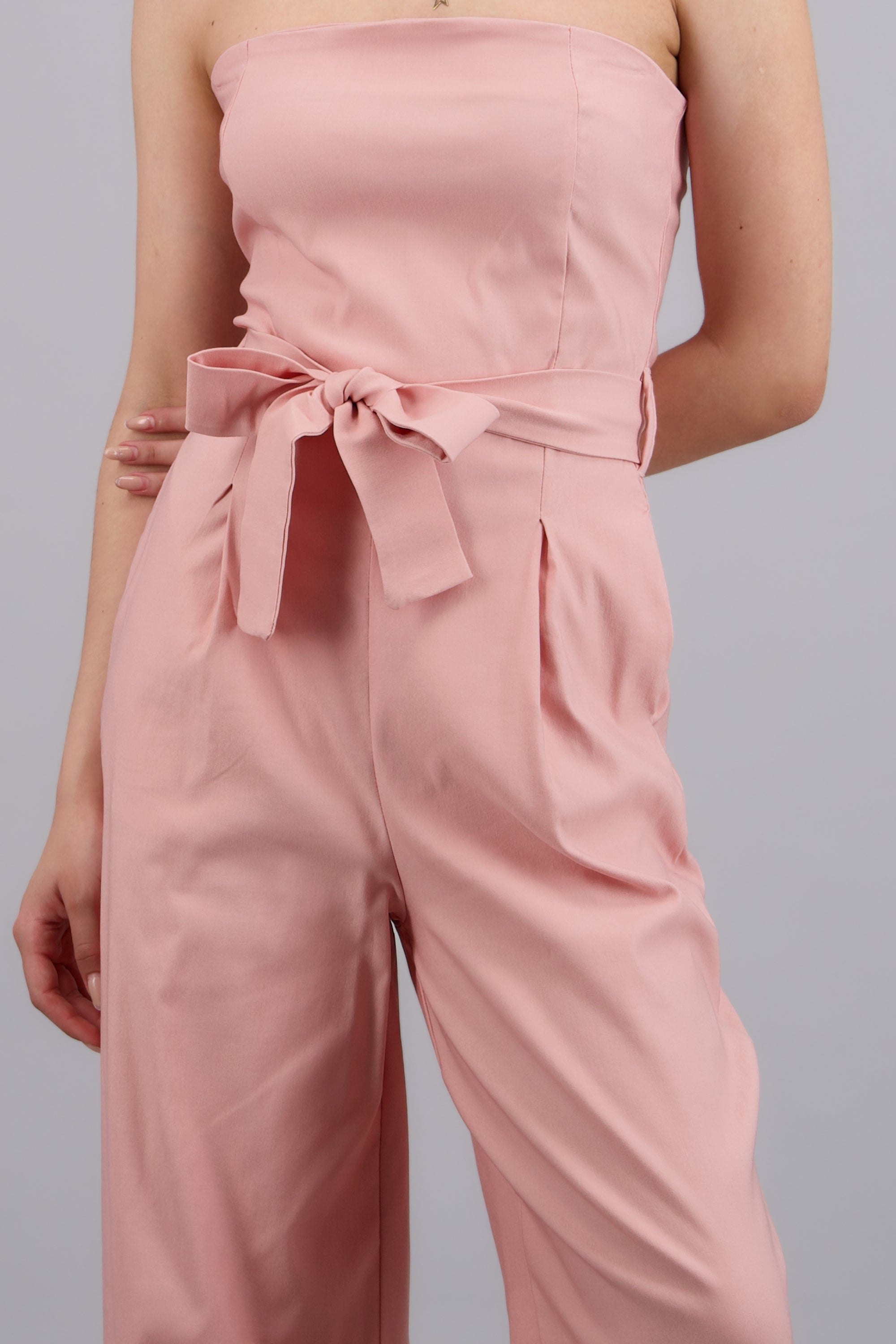JUMPSUIT STRAPLESS DET CINTURON ROSA PASTEL