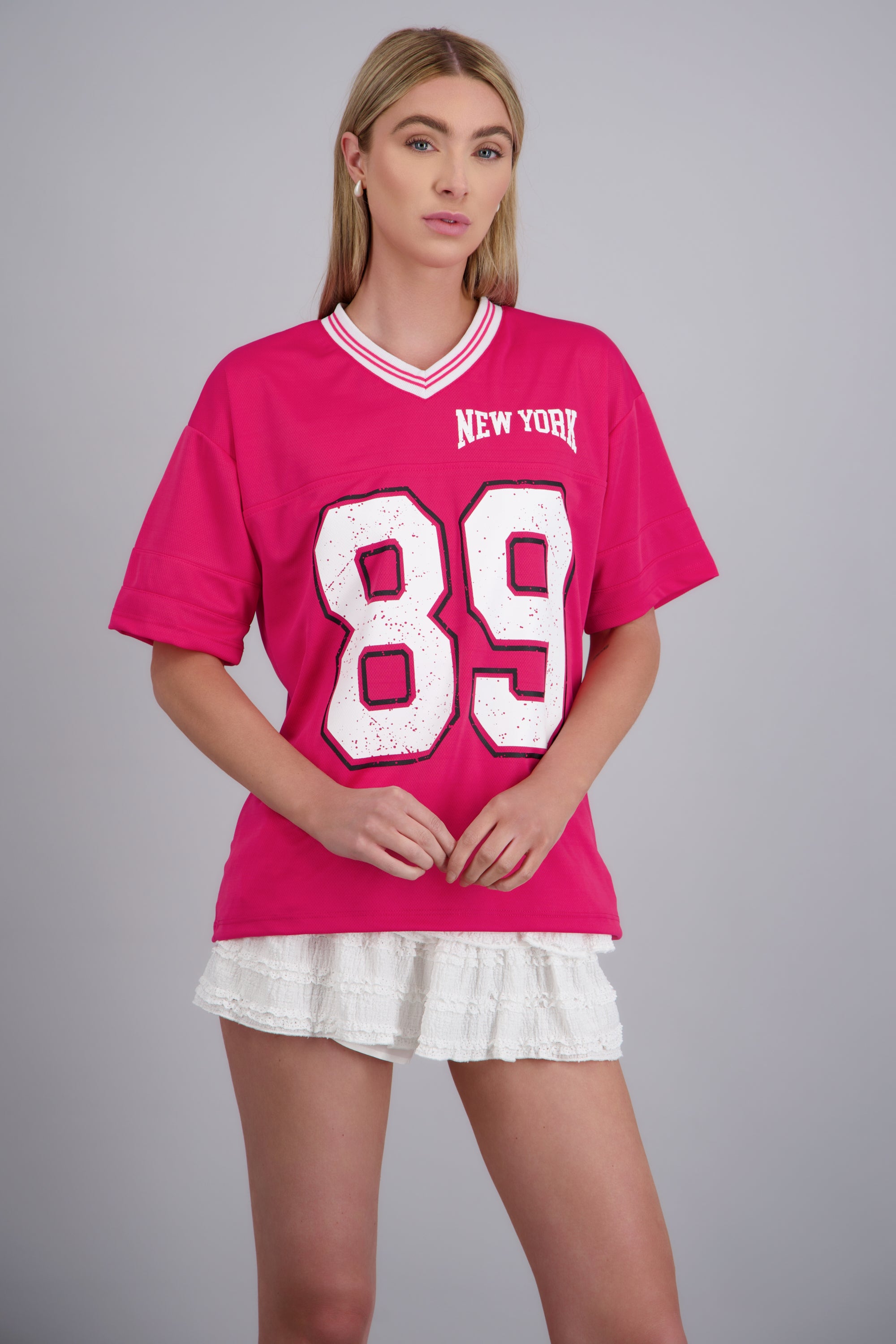 Playera oversized estampado numero FIUSHA