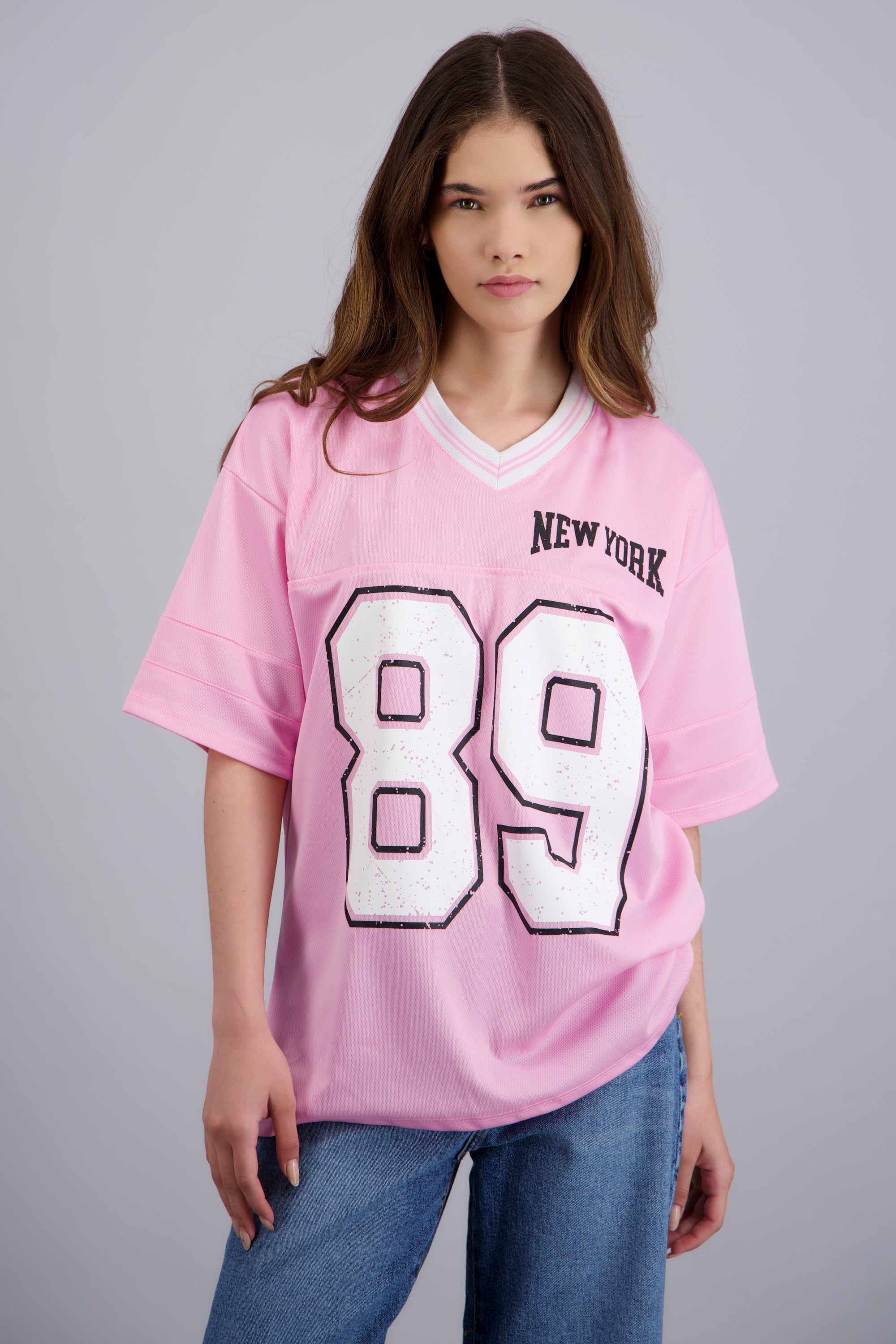 Playera oversized estampado numero ROSA PASTEL