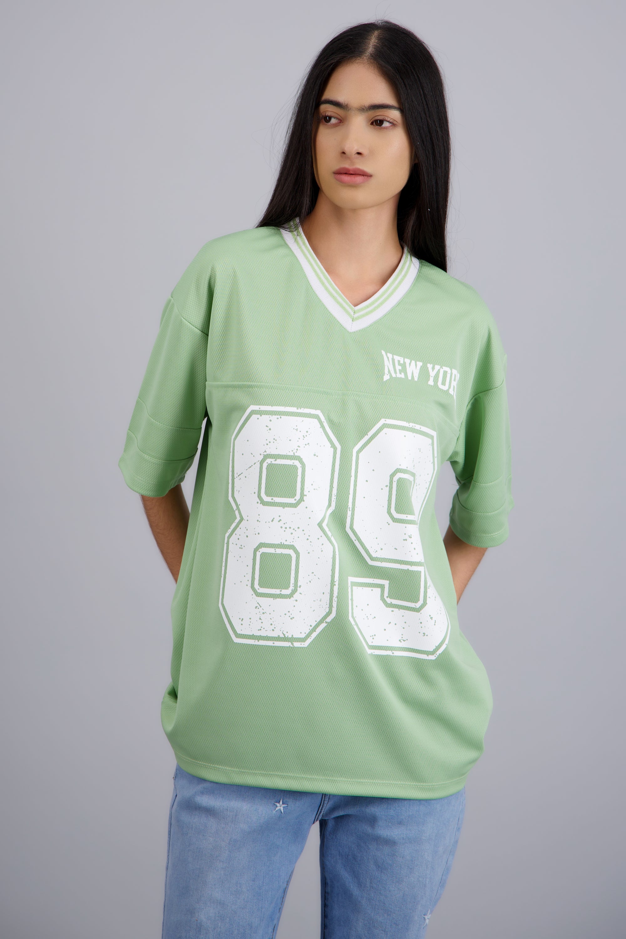 Playera oversized estampado numero VERDE CLARO