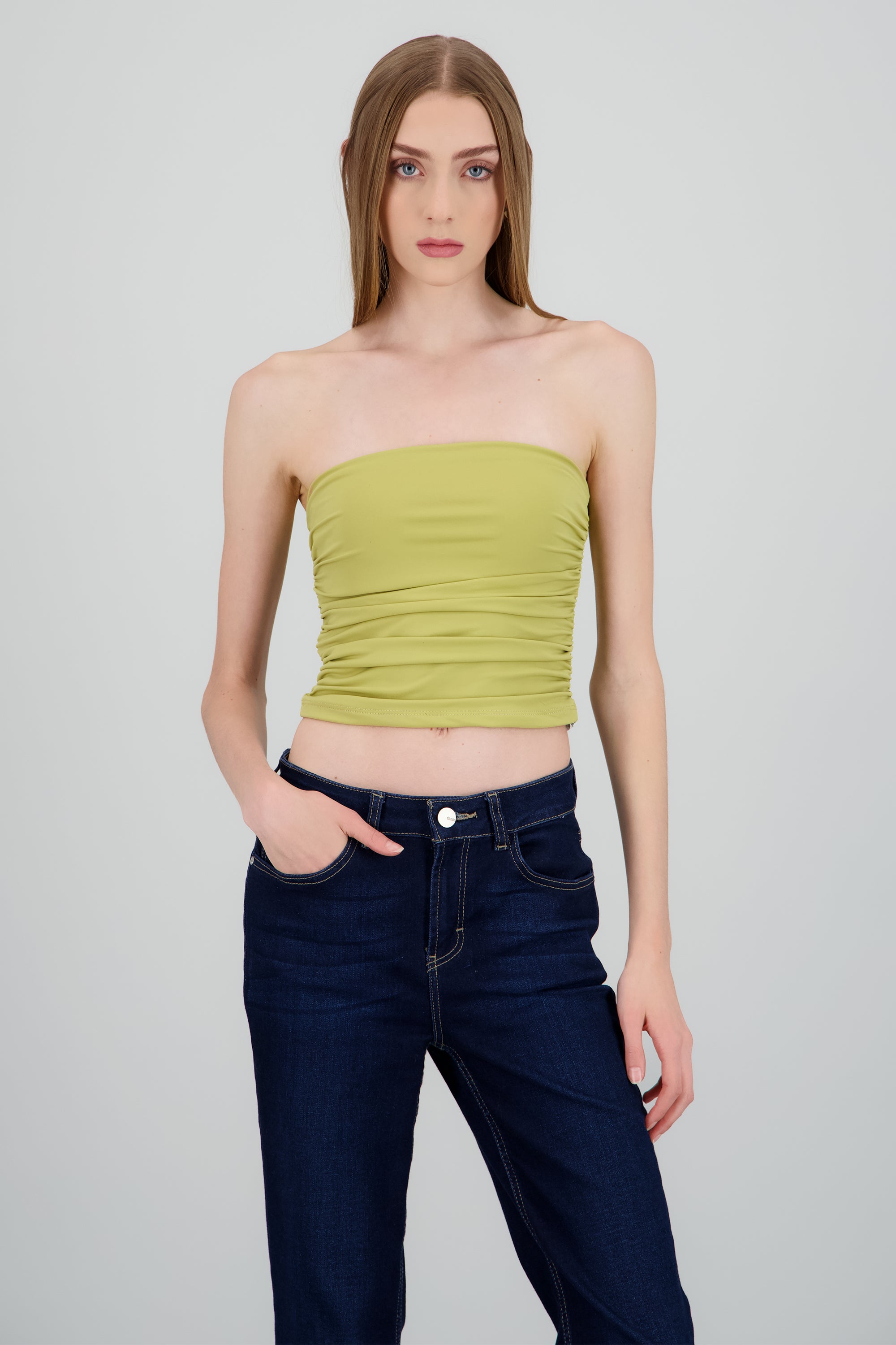 Top tubo strapless drapeado VERDE PASTO