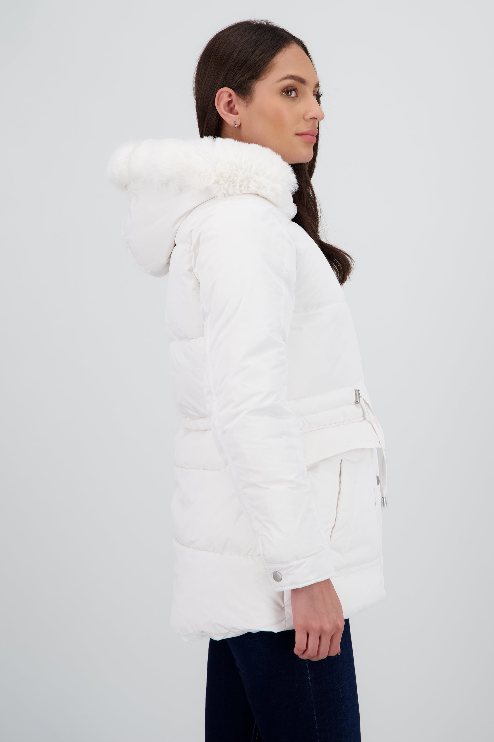 Chamarra puffer gorro pelo BLANCO