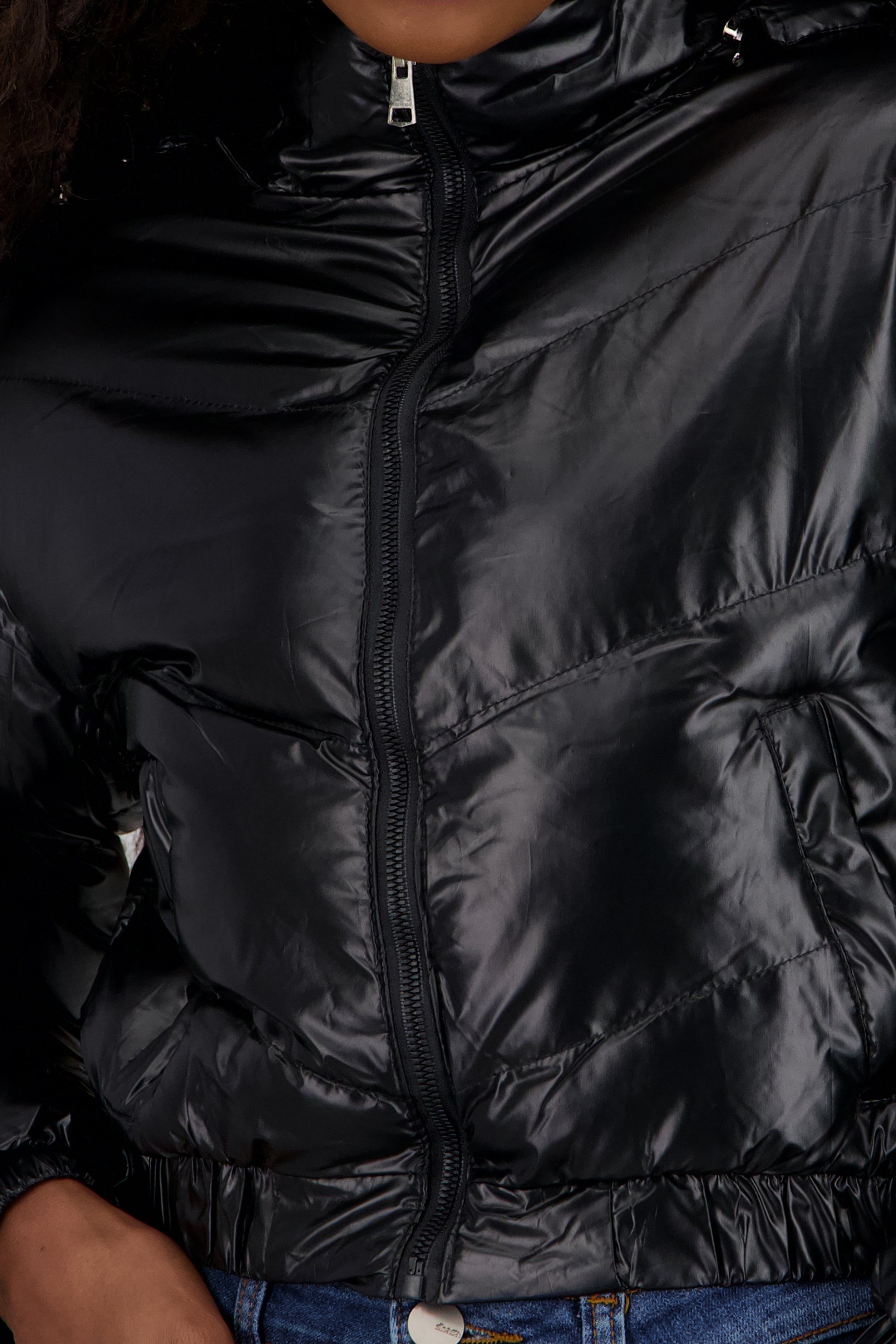 Chamarra puffer con bolsas NEGRO
