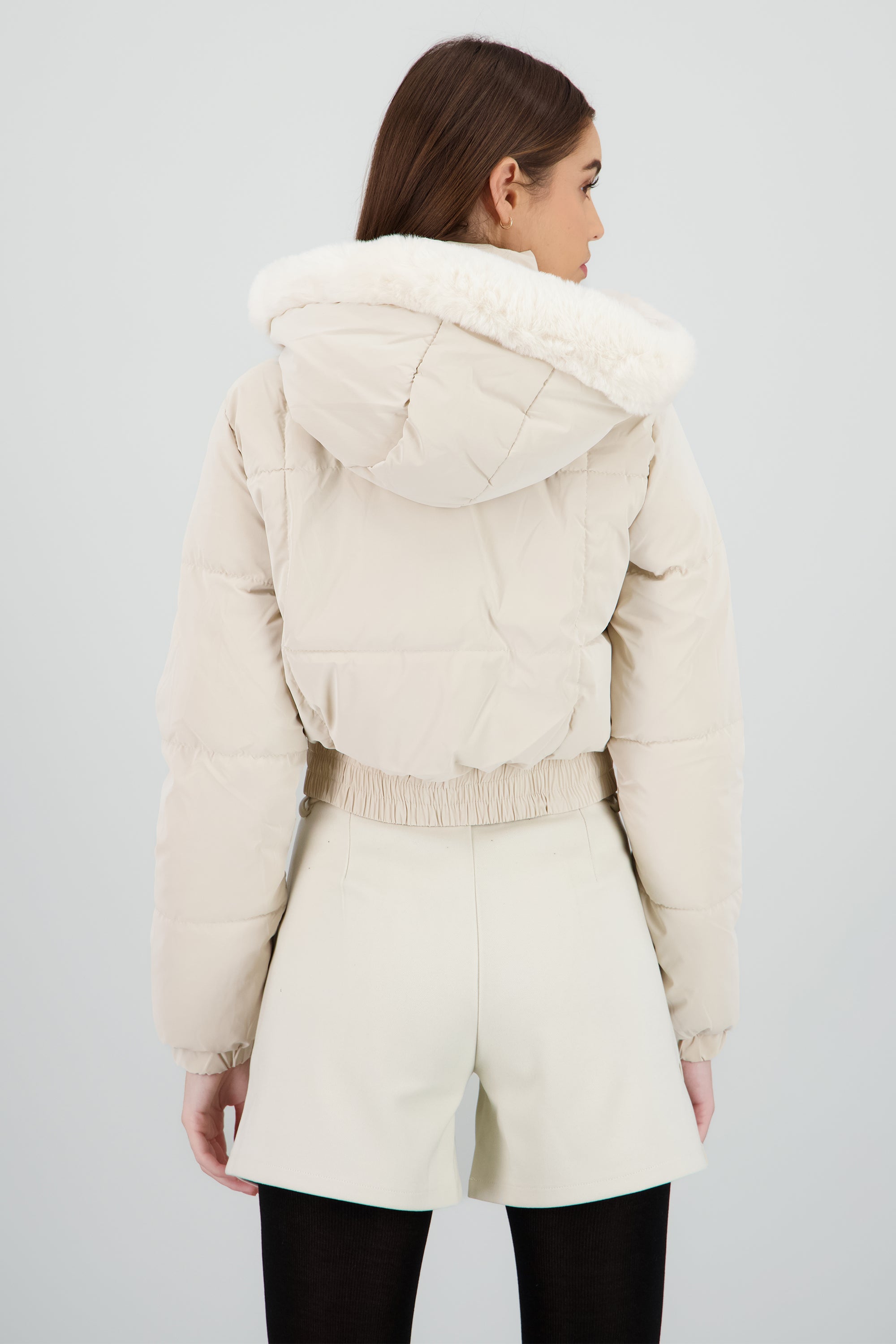 Chamarra con gorro peluche CREMA